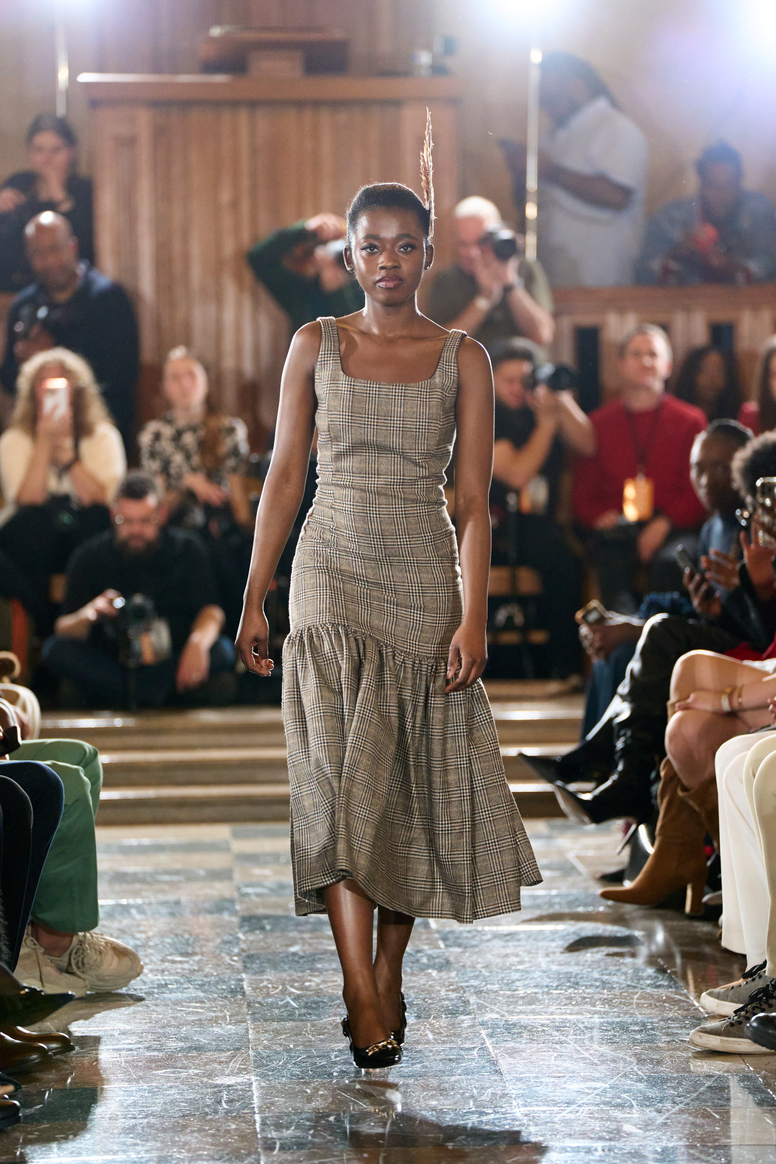 Look 5 ~ Dropped Waist Midi Dress
Photographer ~ @speckoflife