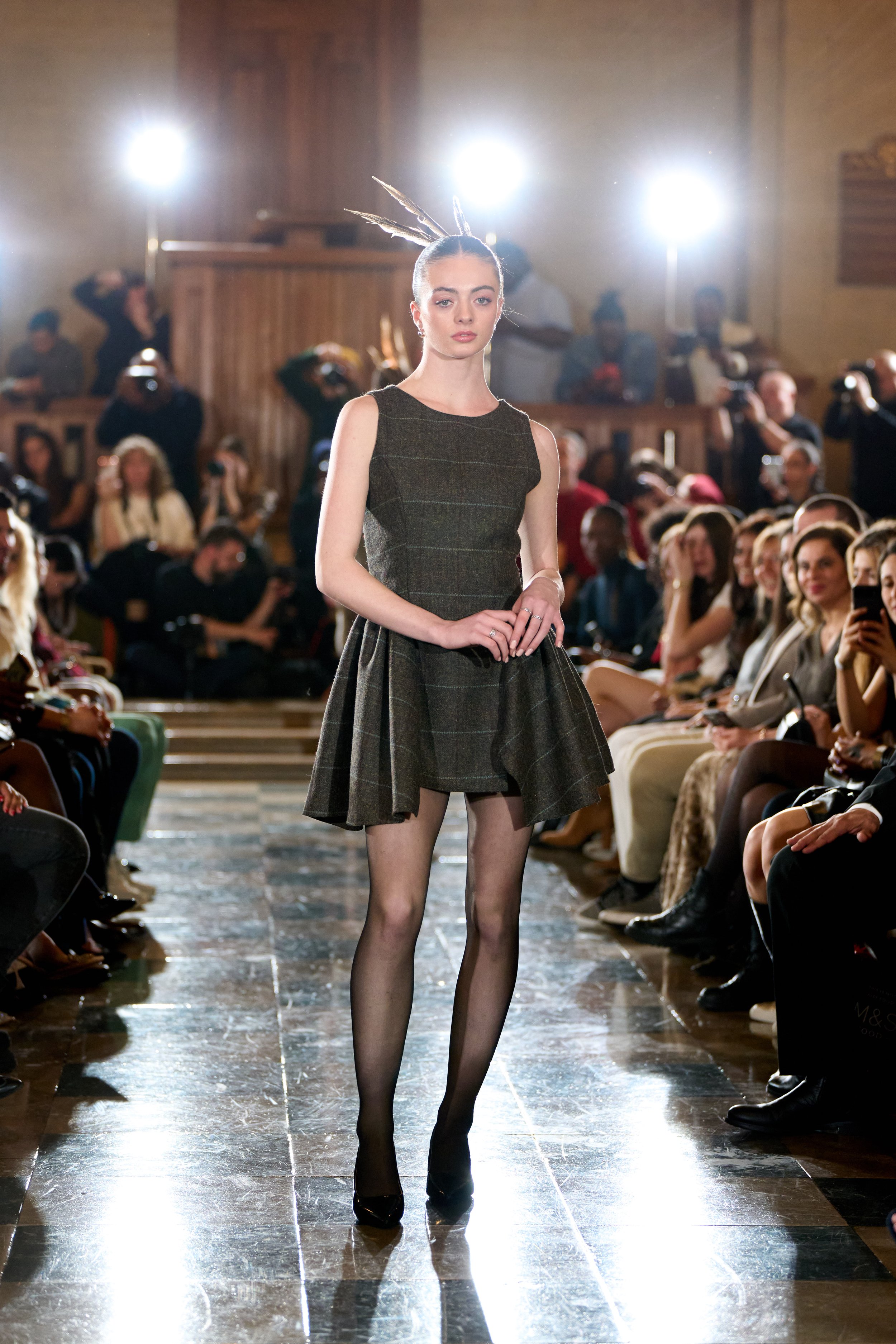 Look 9 ~ Curved Waist Tweed Dress
Photographer ~ @speckoflife