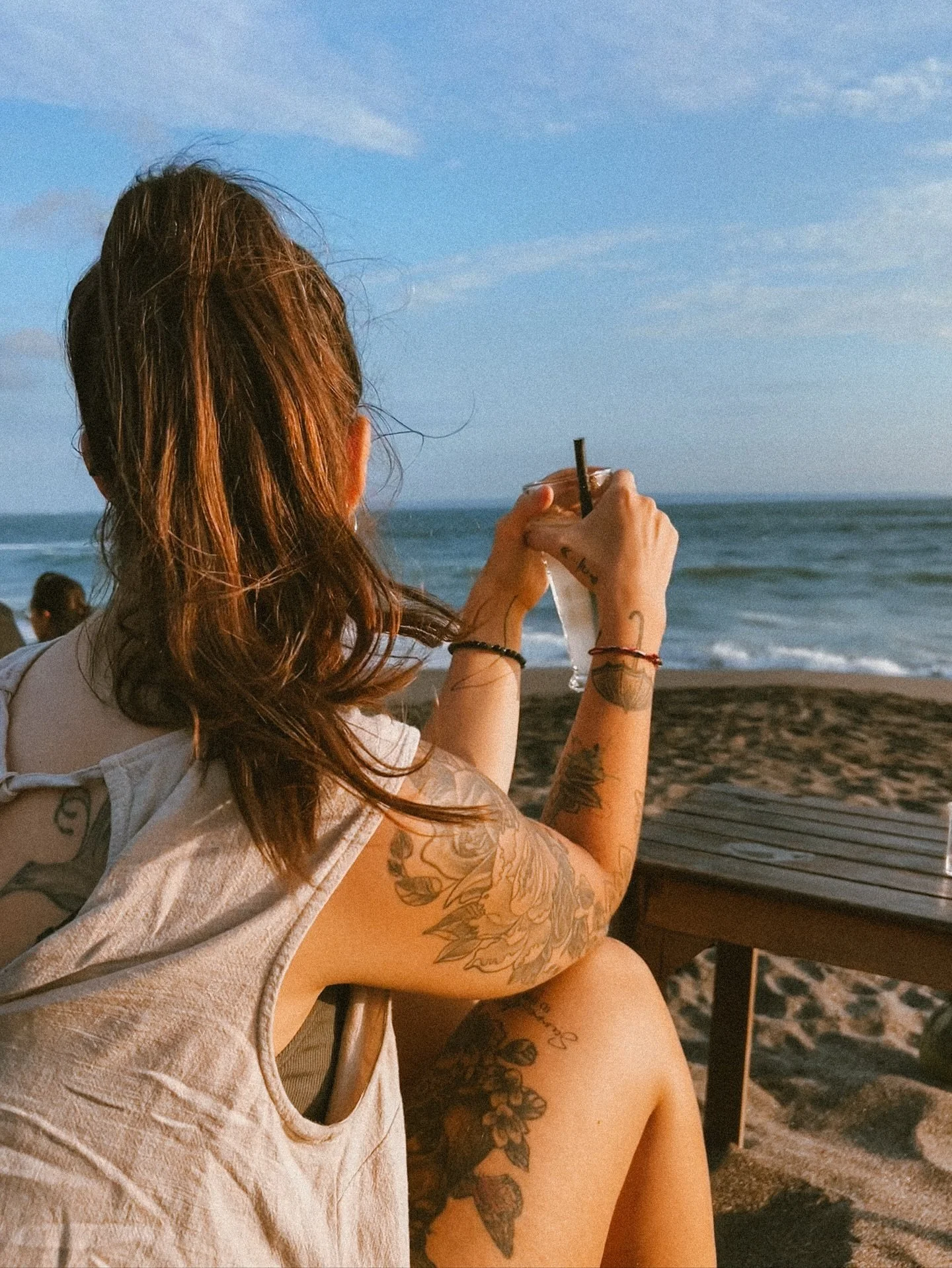 Heilung ist nicht linear.  So ganz und gar nicht. Das sp&uuml;re ich gerade erneut.  Und auch wenn ich von all dem wei&szlig;, will ich es selbst manchmal nicht so wahrhaben.  W&uuml;nsche mir dass es schneller geht. Dass doch ein Prozess auch wirkli