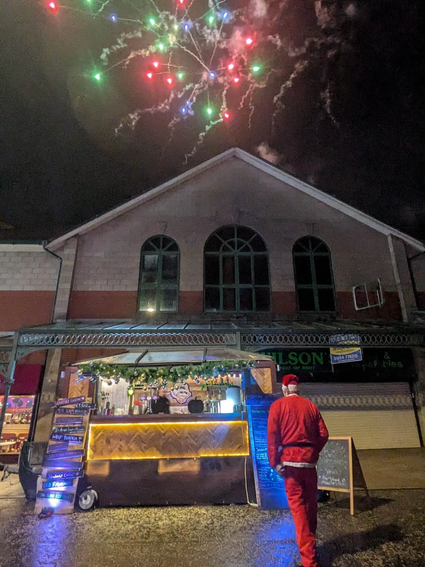 Santa swung by to check out our version of the nice list 🍸
Christmas is rapidly approaching, if you need a bar for your Xmas do then DM us now!