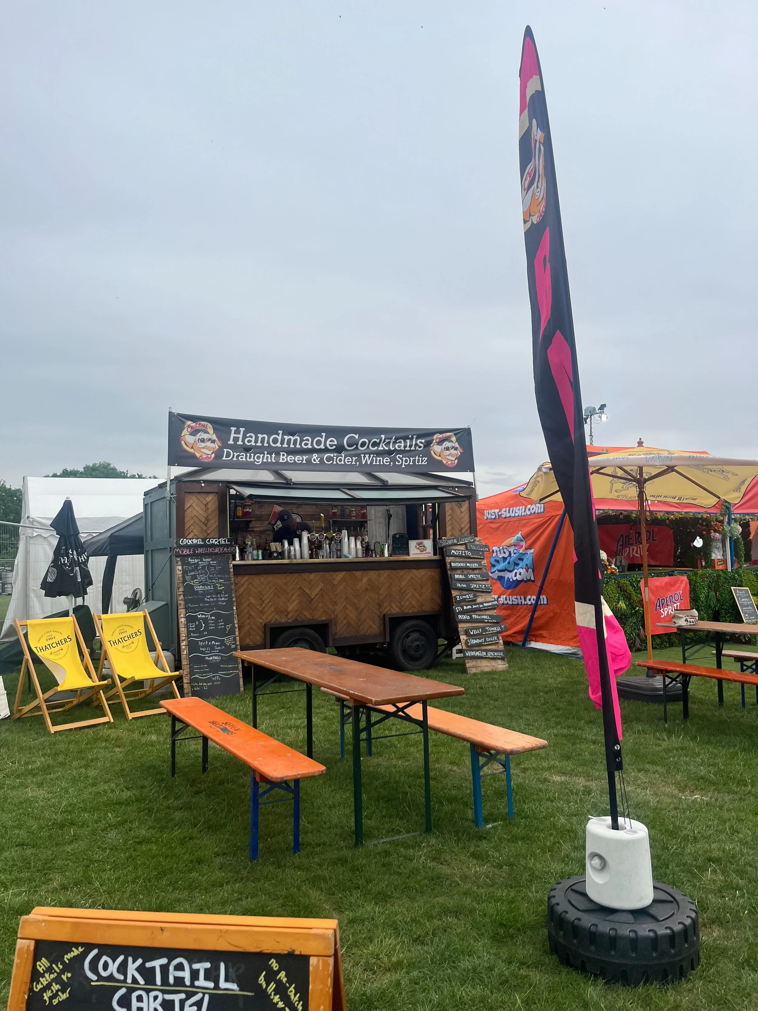 Foodies Fest number two - and we&rsquo;ve got a beer garden this time. 

Perfect weather for a crisp pint or a freshly made cocktail. Get yourselves down to Oakland College today! 🍹