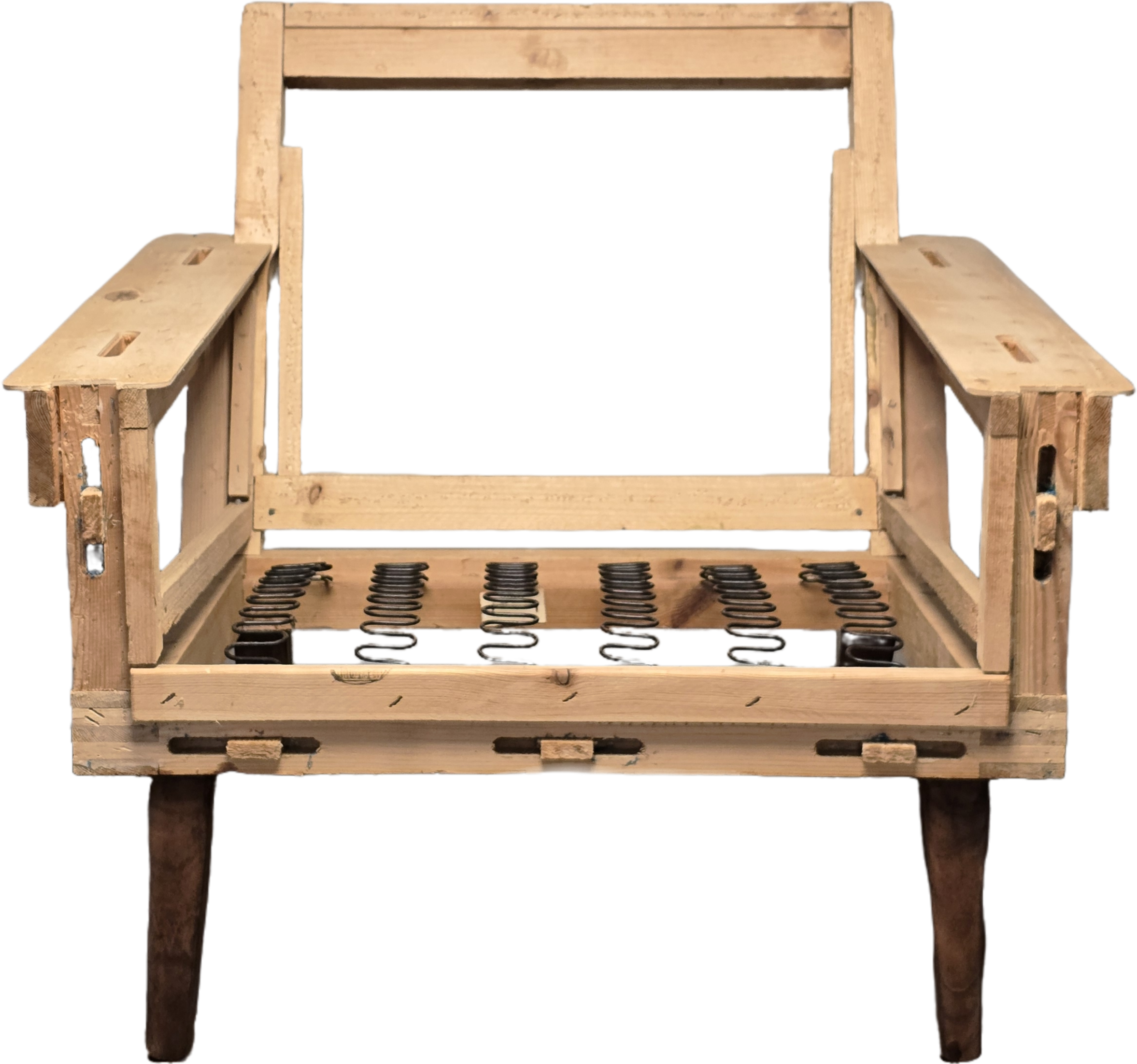 En liten pall av trä med metallspiror, designad som ett skrivbord.