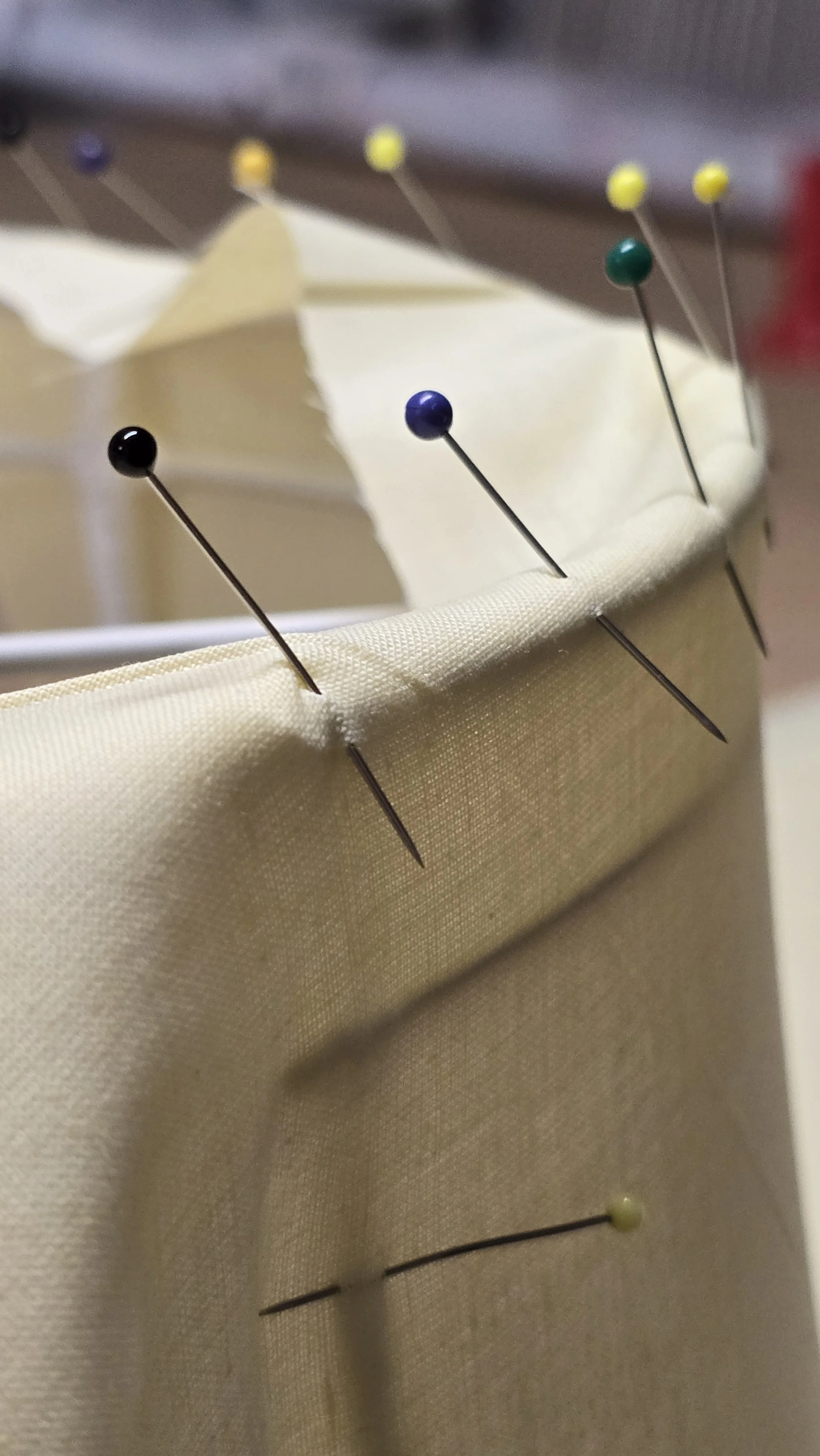 En lampskärm som har fått nytt innertyg