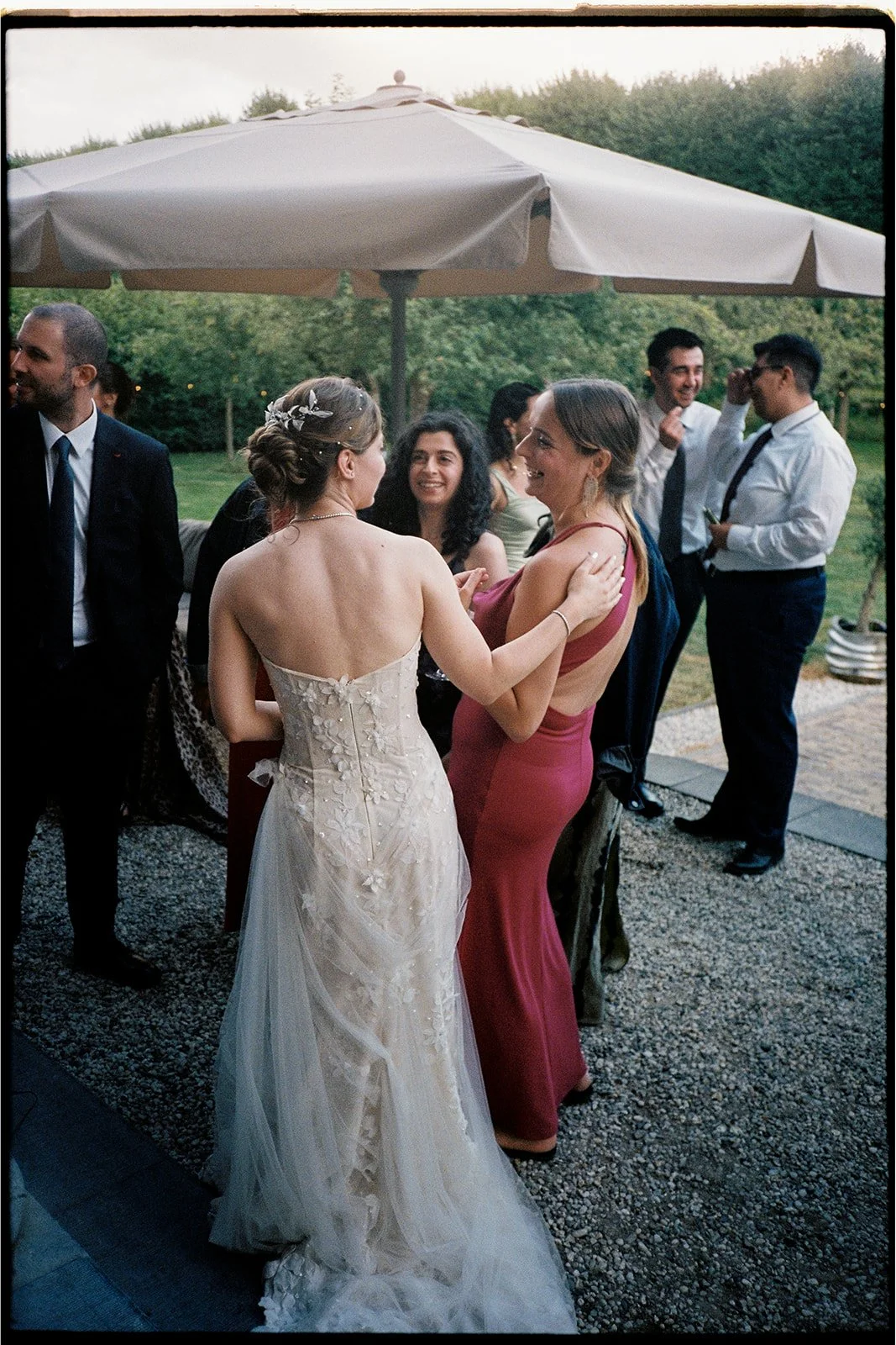 MalouVonBaumhauer - Wedding G_F Analog-49.jpg