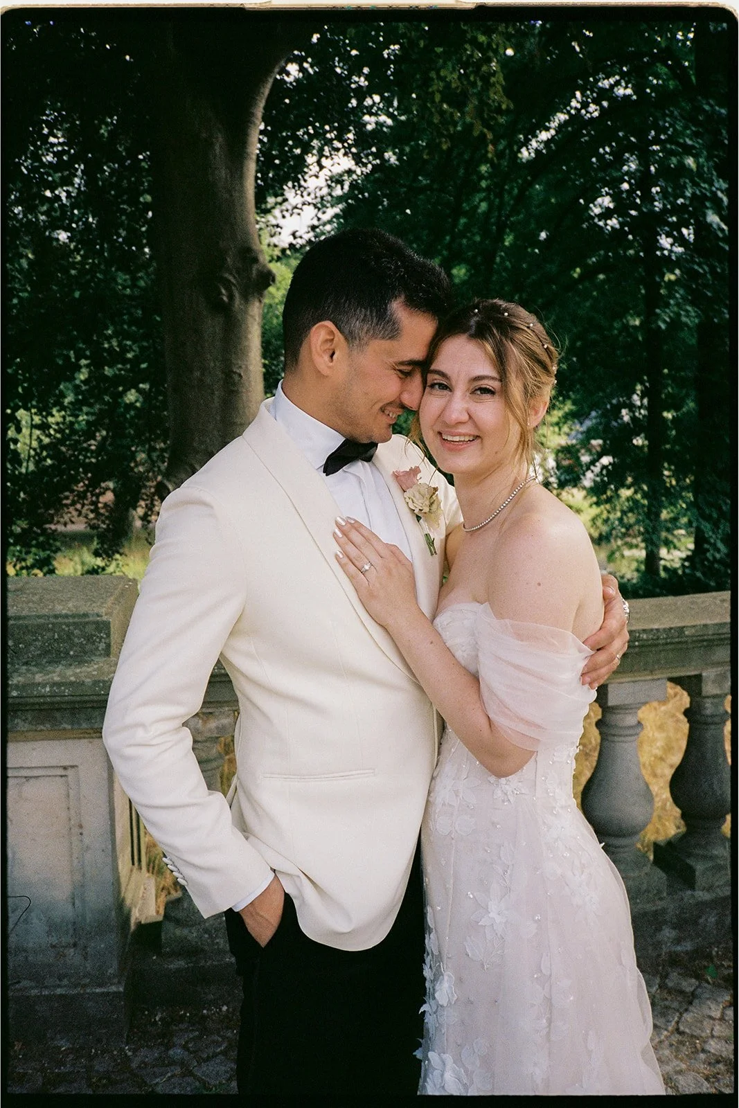 MalouVonBaumhauer - Wedding G_F Analog-53.jpg