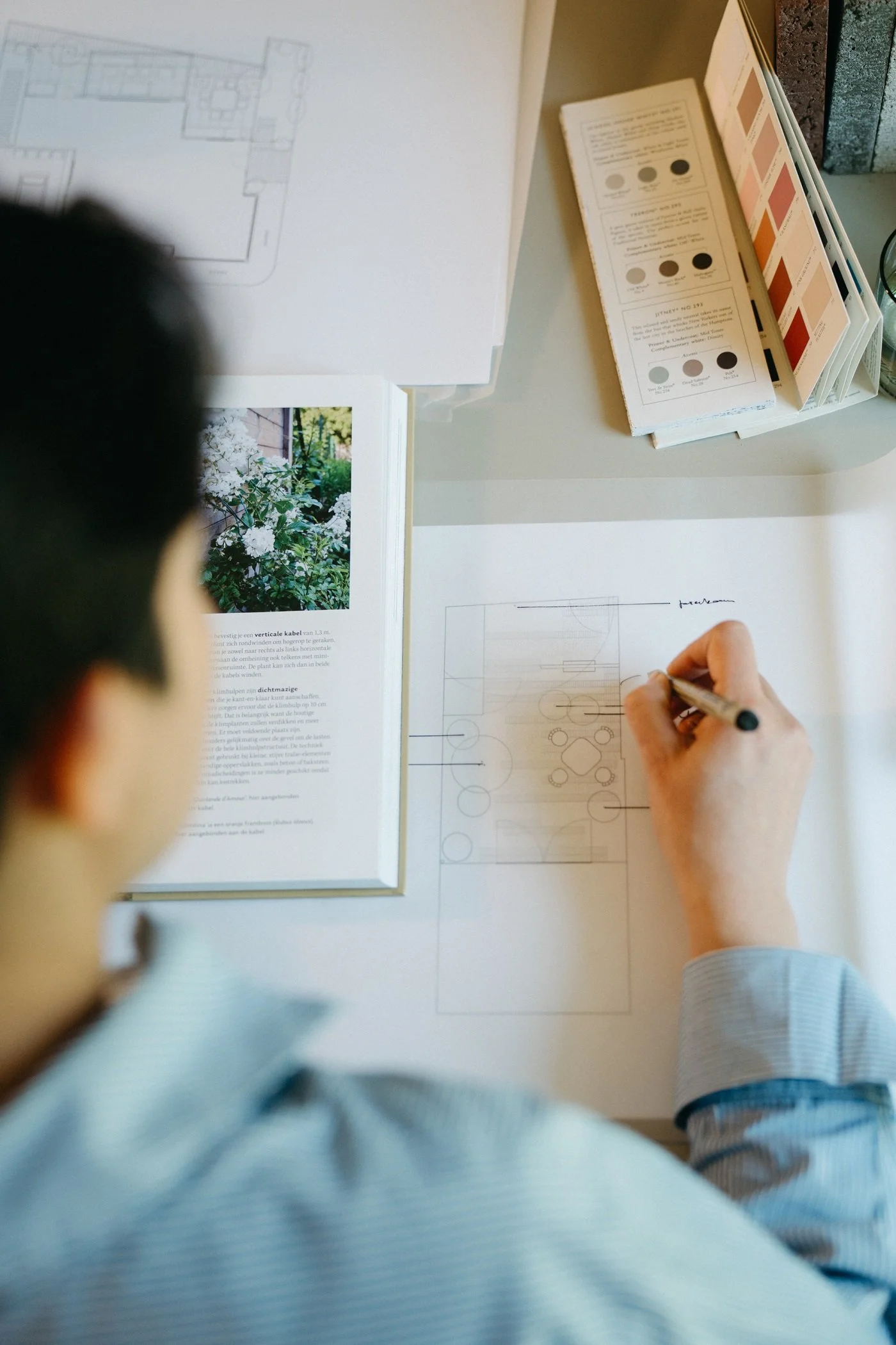Ecologisch tuinontwerper Kim-Lan Jong Baw van Studio Jong Baw