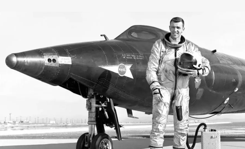 Kansas Legend Joe Engle