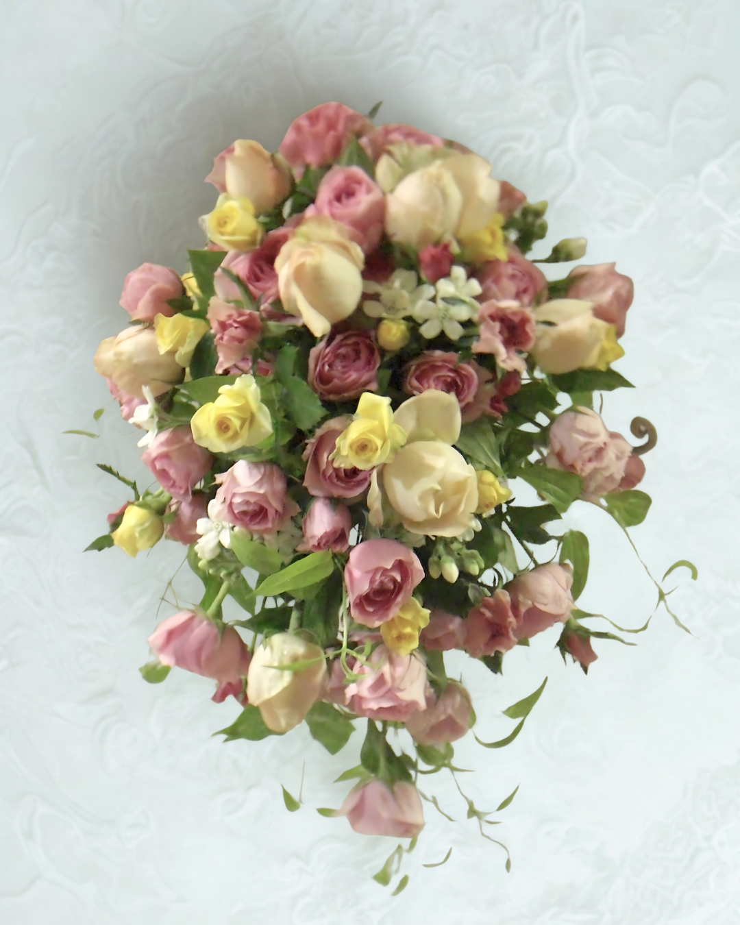 ピンクと白の花束