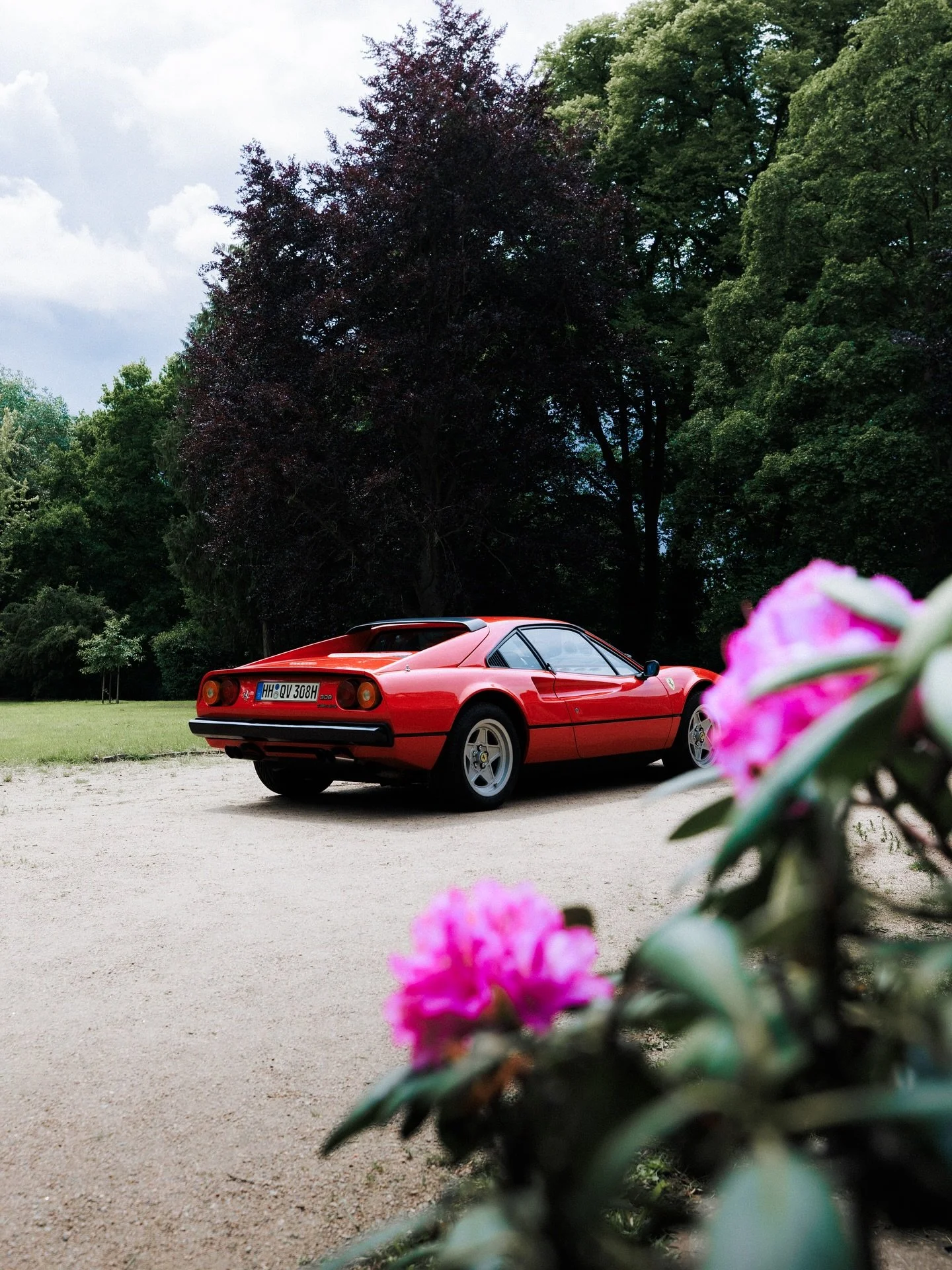 Ferrari 308 GTB ❤️

Classic charm vs. modern comfort? 🚗✨

Personally, I&rsquo;m drawn to old cars &ndash; the nostalgia, the character, the pure driving experience. But for daily driving, I enjoy the comfort and tech of something newer (can&rsquo;t 