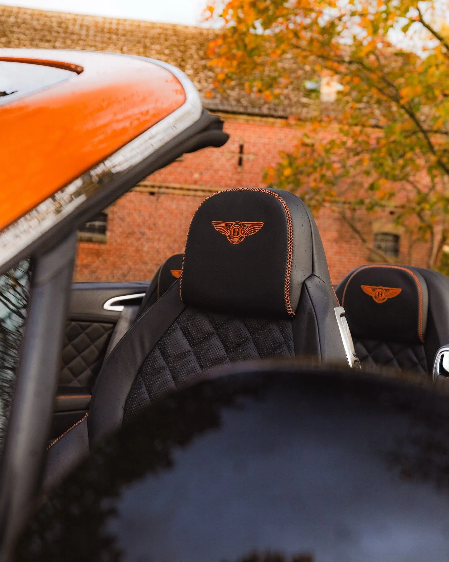 Another set featuring the Bentley Continental GT V8S Cabrio. The owner of @b_s.cars asked me to create a few eye-catching visuals to complement the sales photos. 

In the age of social media (especially for dealership owners), building a strong prese