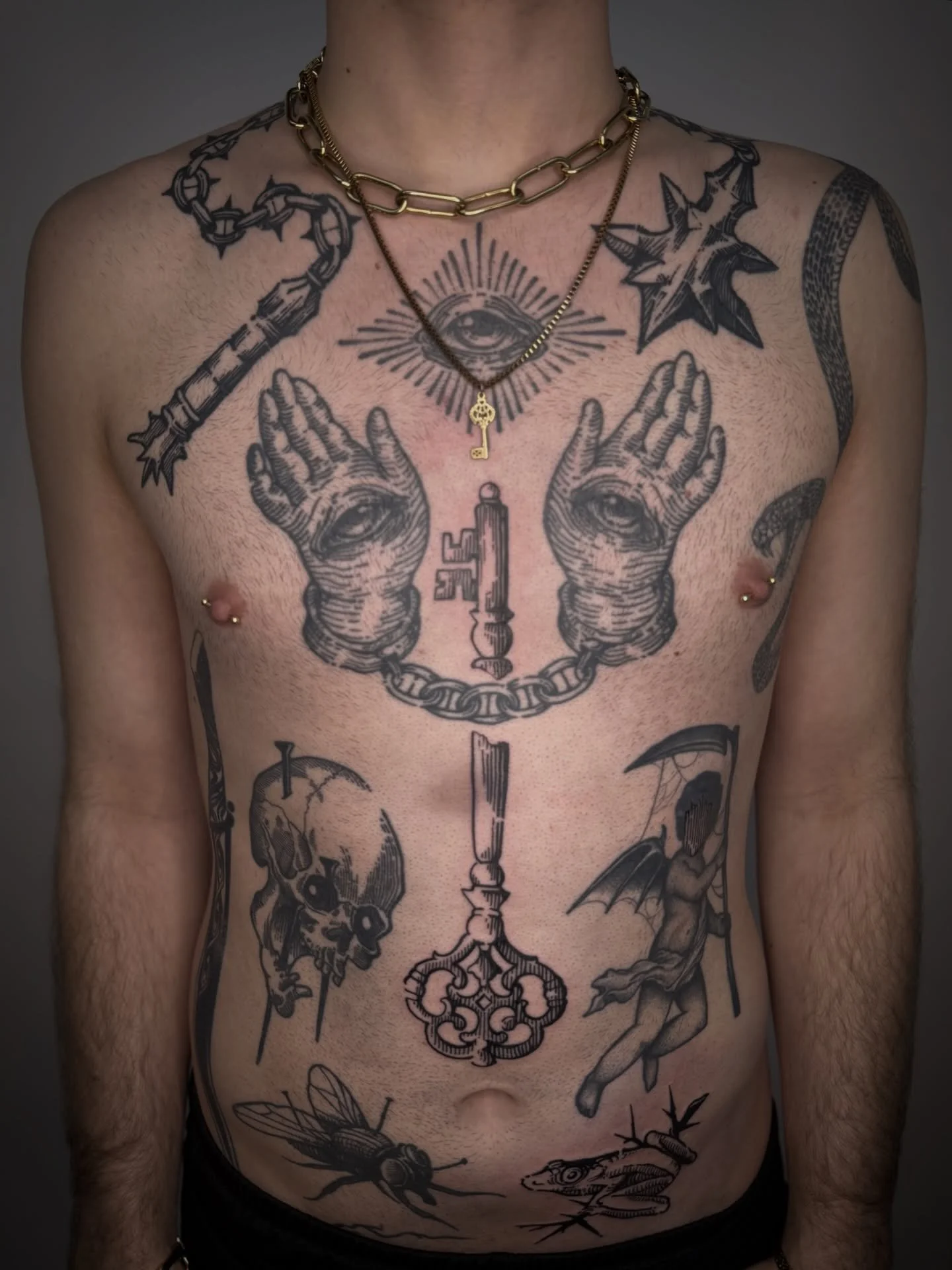 LONDON - Taking Bookings 
@parliamenttattoo 

AMSTERDAM- 27-28 March 
@salonserpent.ttt 
.
.
.
#amsterdam#london#engraving#tattoos#etching