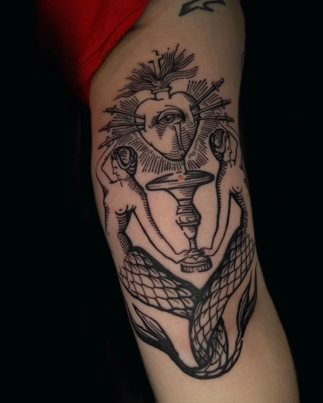 One of my favourite flash ✨
Done @parliamenttattoo 

#flashtattoo#engraving#etching#woodcuttattoo#london