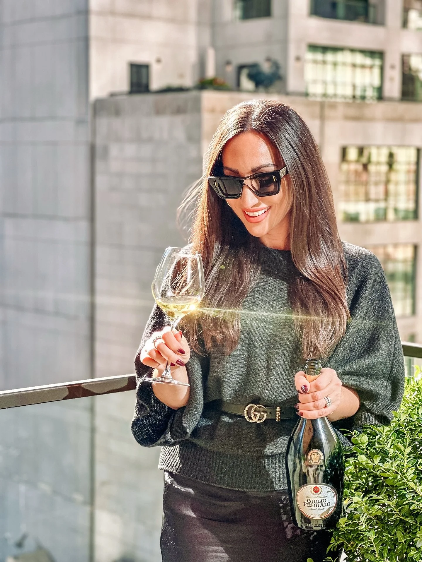 A few days ago, I had the distinct pleasure of attending an exclusive lunch at the @aman with @fondazionealtagamma and @ferraritrento President, Matteo Lunelli.
We discussed the current state of Italian luxury across fashion, dining, hospitality, ya