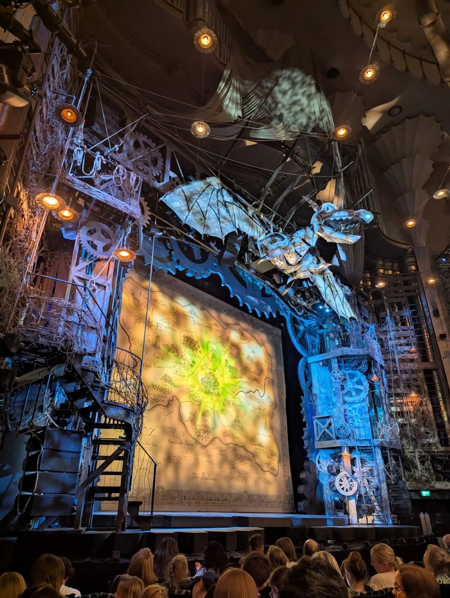 An evening at The Emerald City! #wicked #london #musicaltheatre