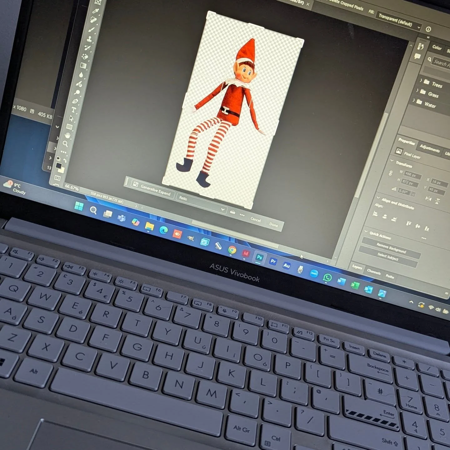 Anyone else spend their Sundays editing pictures of elves? No? Just me? Ok.