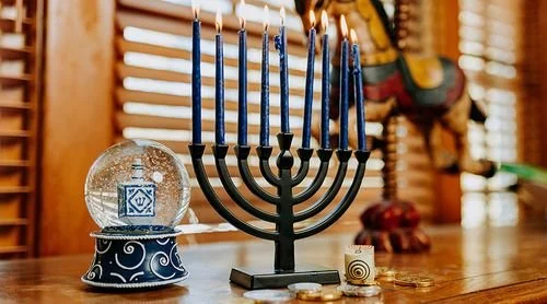 10 Senior Community Activity Ideas: December Edition