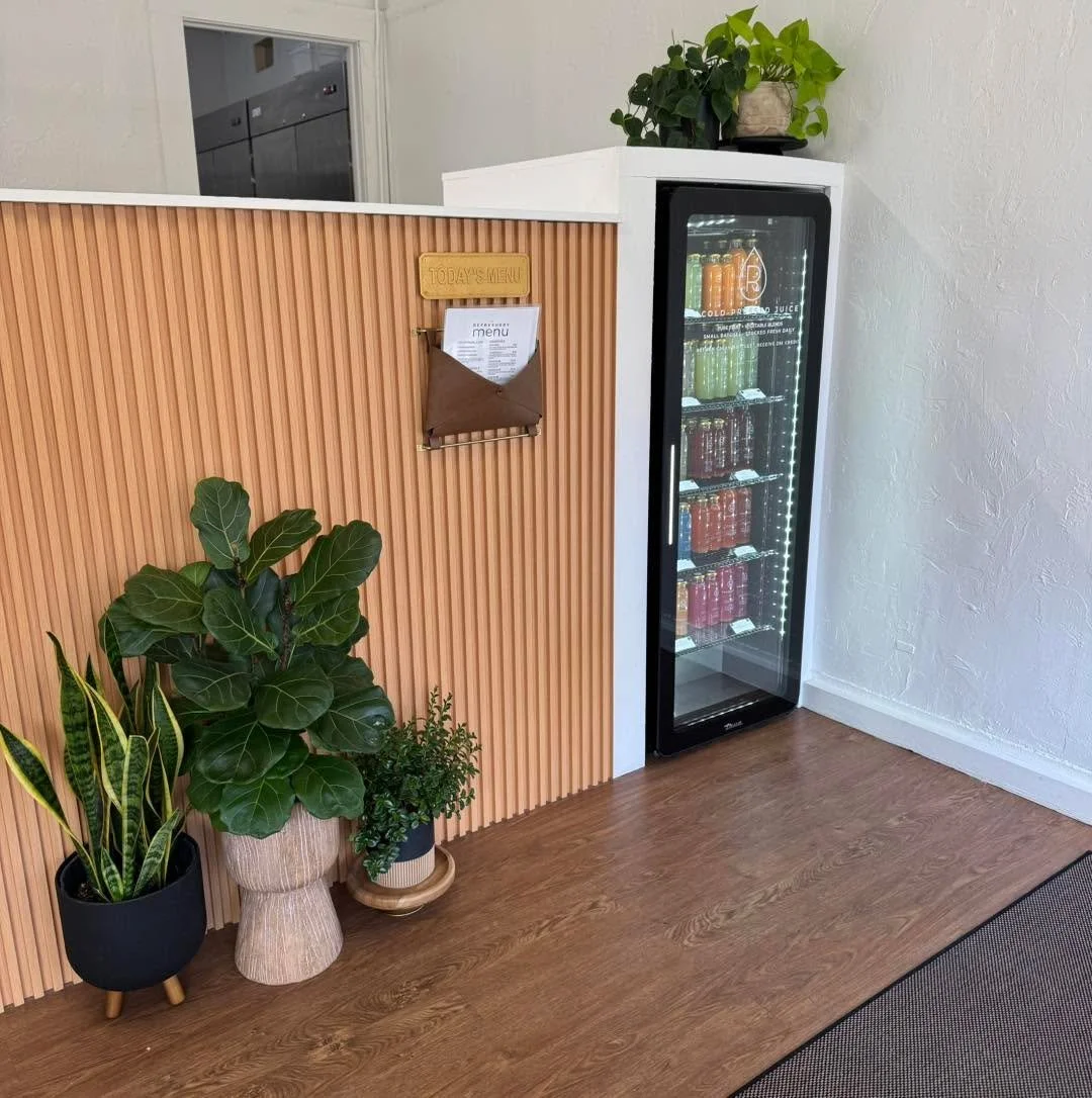 The fridge is full&mdash;exactly how we like it.

Fresh pressed and ready for your week:
Lemon &bull; Fern &bull; Sunshine &bull; Melon &bull; Green &bull; Ruby &bull; Blue &bull; Blossom &bull; Sway &bull; Magenta

Grab something for yourself, celeb