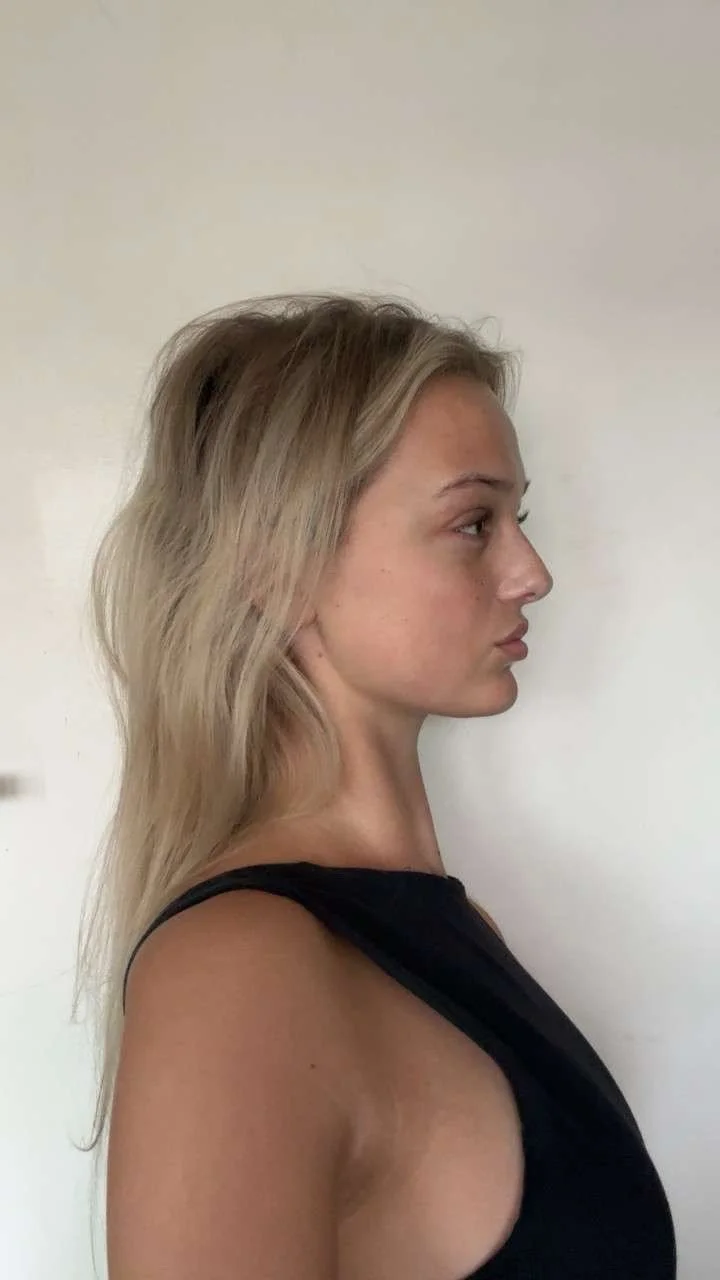 Lois Side Profile.JPG