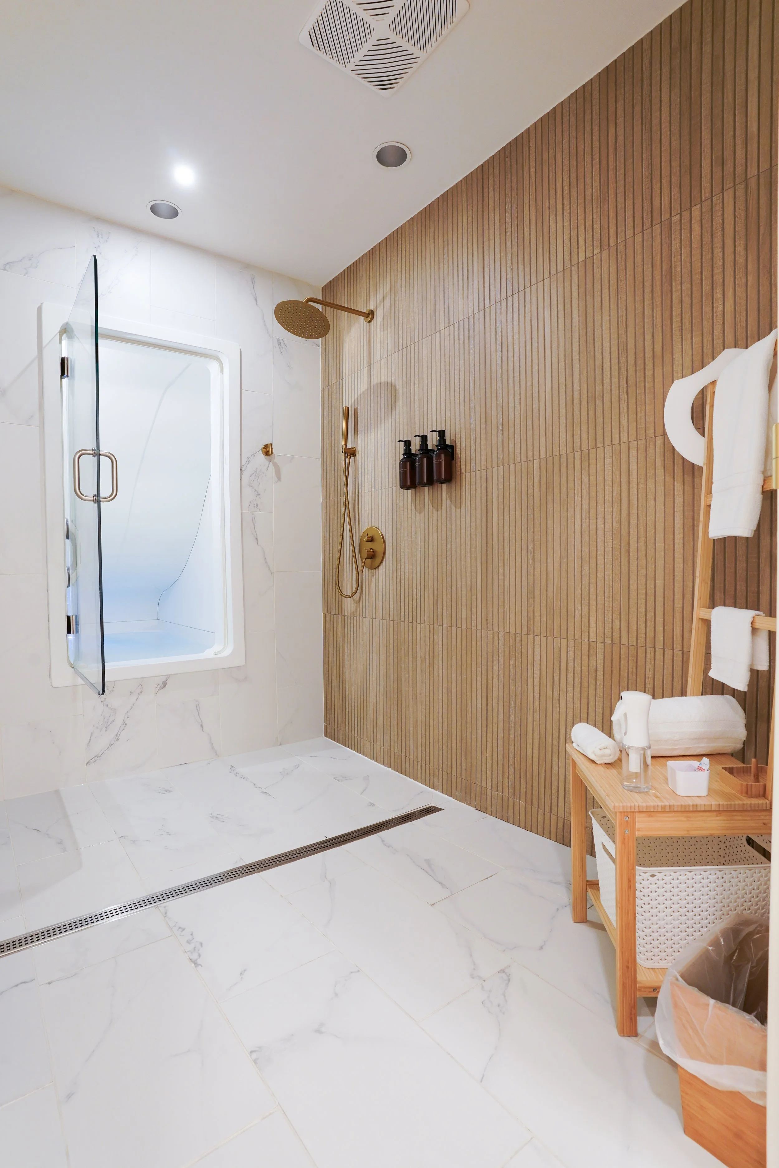 Private Float Suite