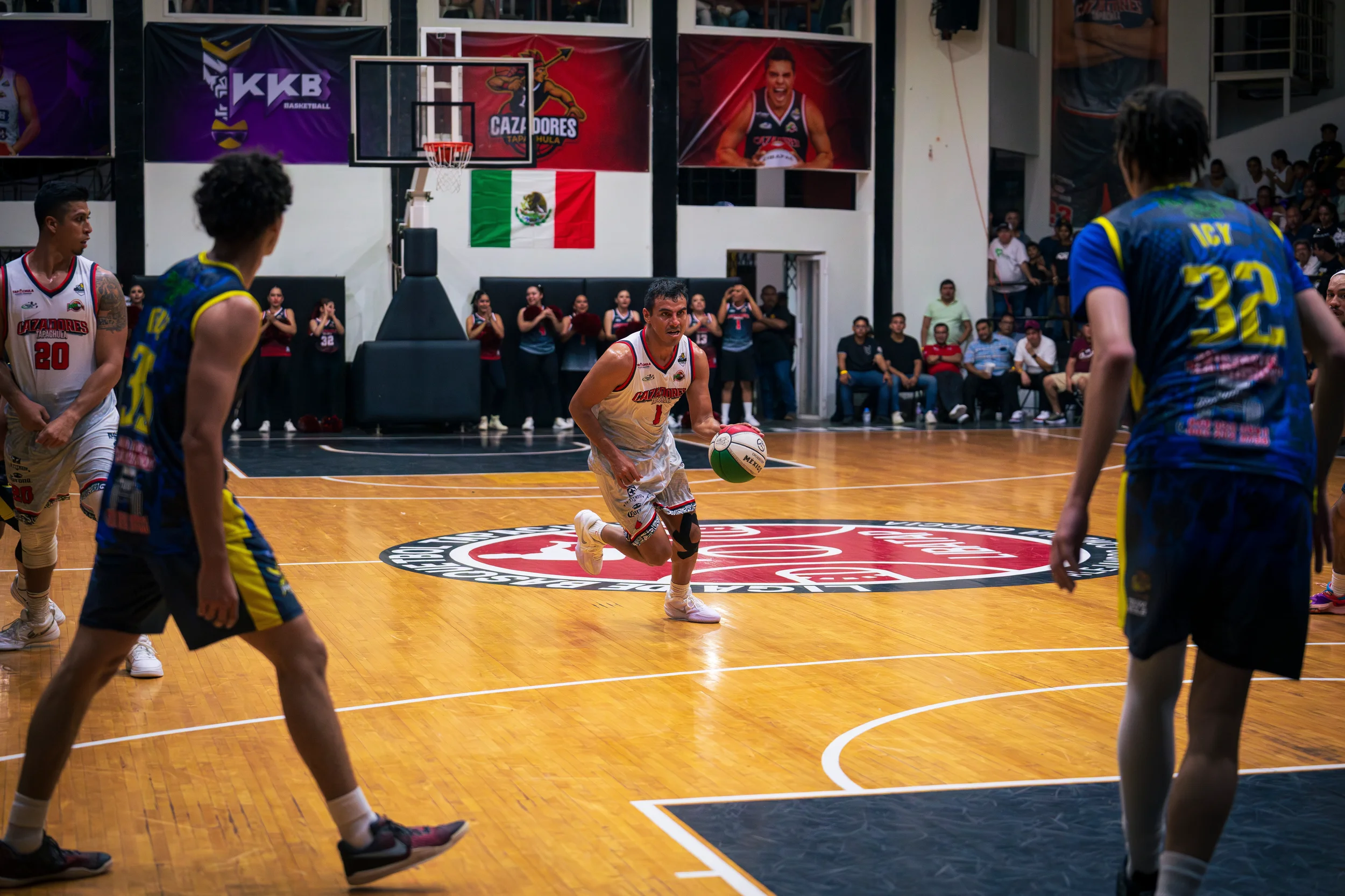 CAZ VS PIT _ J1 _ 15_08_25-14_11zon.webp