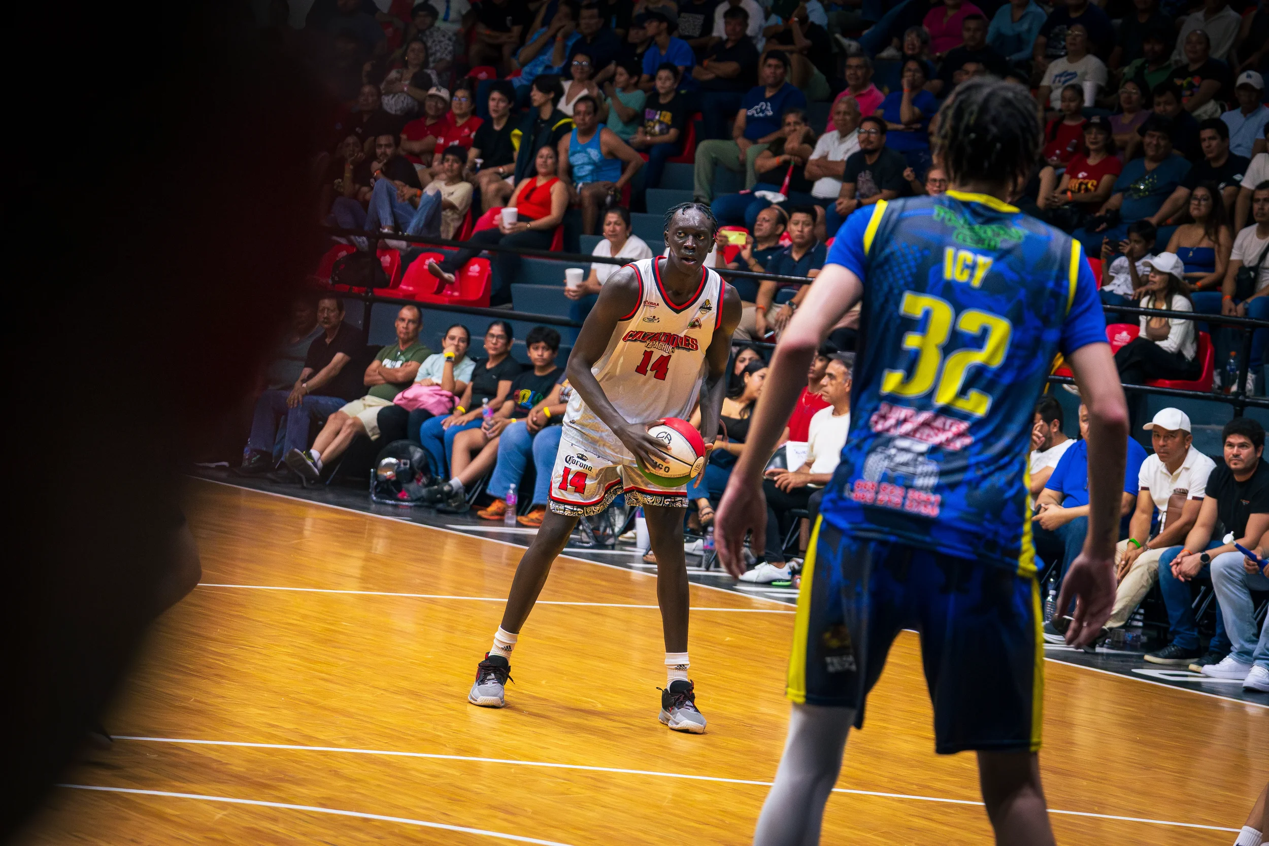 CAZ VS PIT _ J1 _ 15_08_25-34_11zon.webp