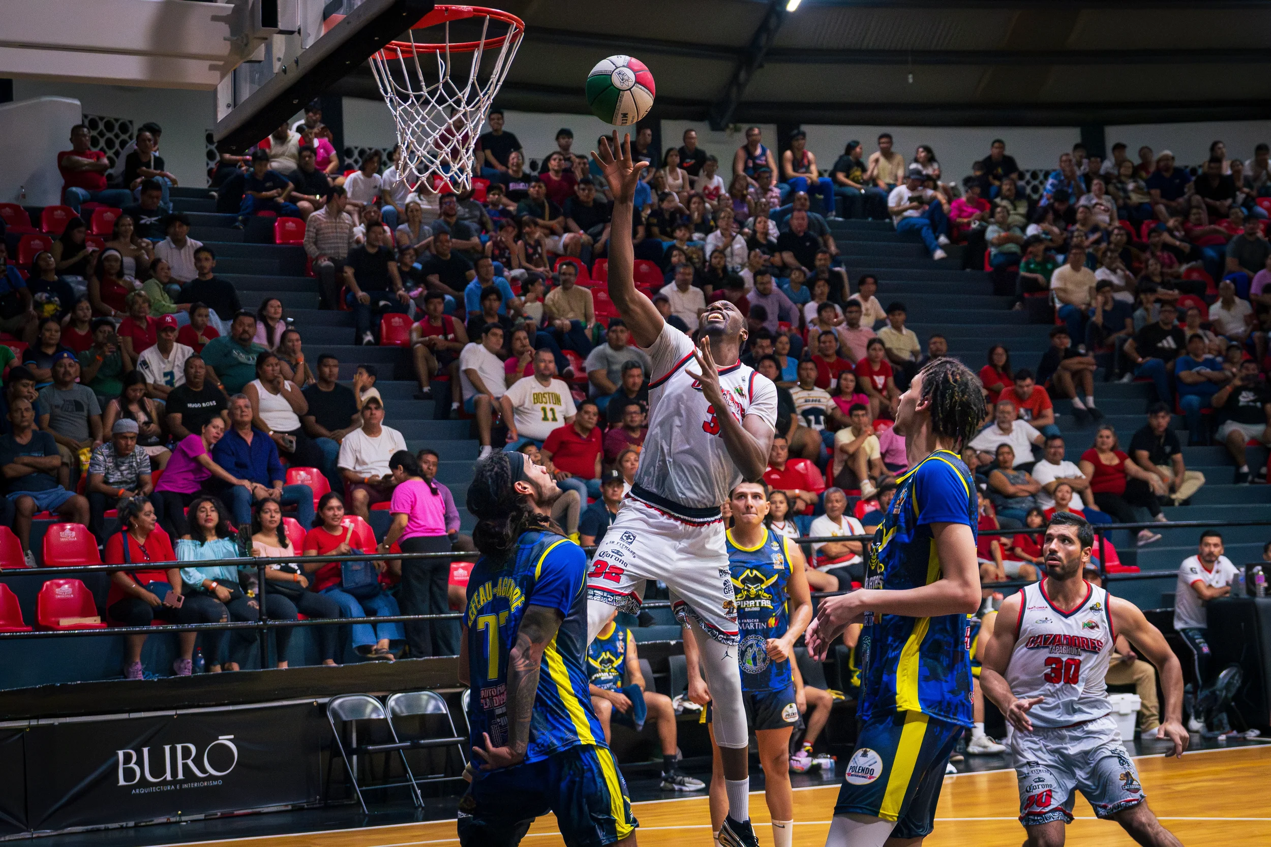 CAZ VS PIT _ J1 _ 15_08_25-28_11zon.webp