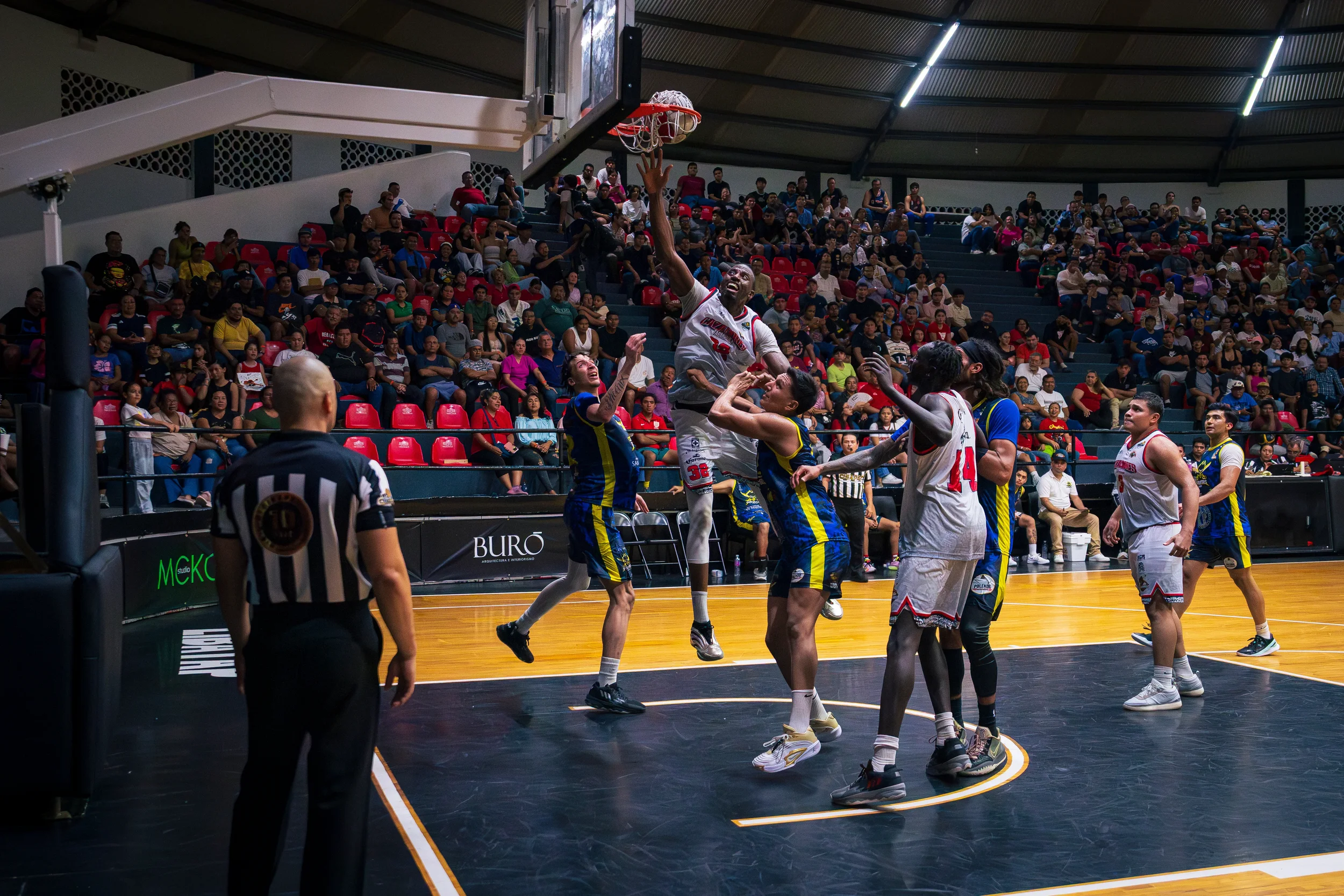 CAZ VS PIT _ J1 _ 15_08_25-24_11zon.webp