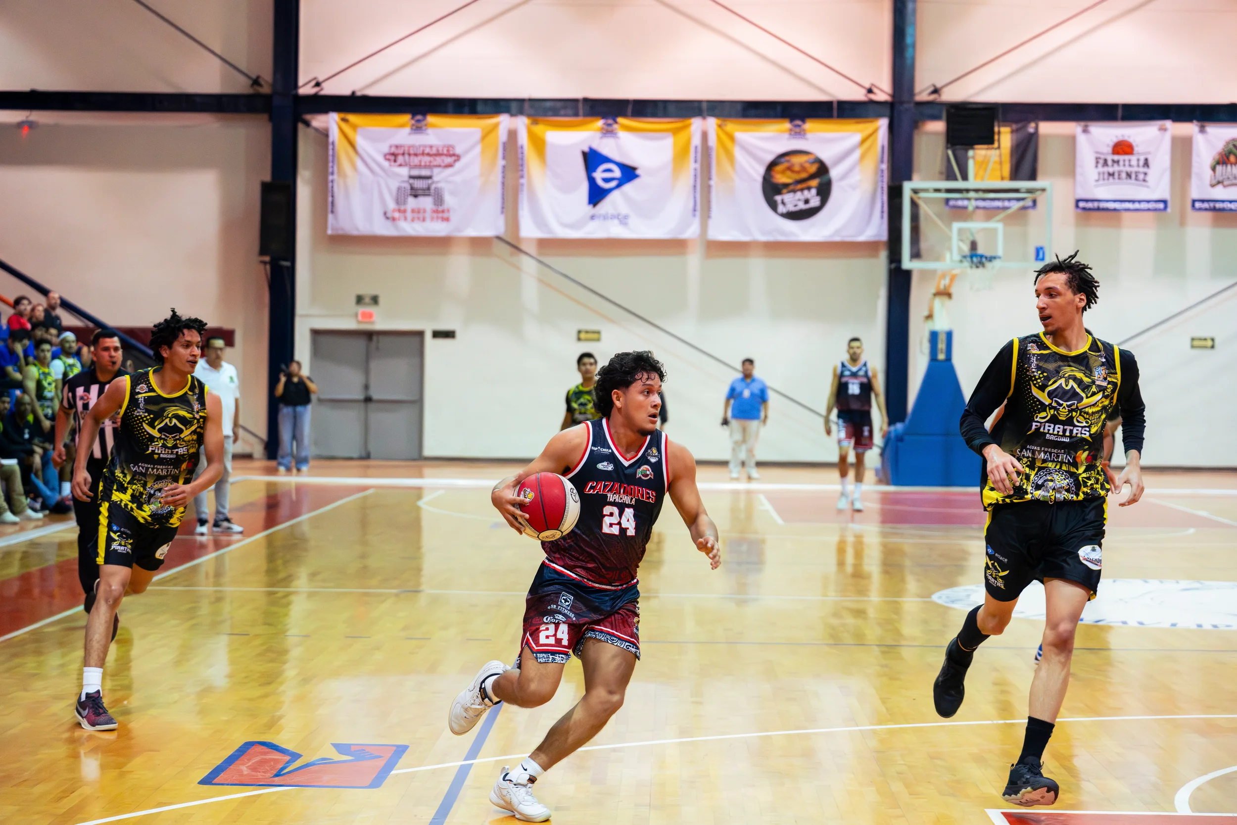 PIT VS CAZ _ JORNADA 6-132_11zon.webp