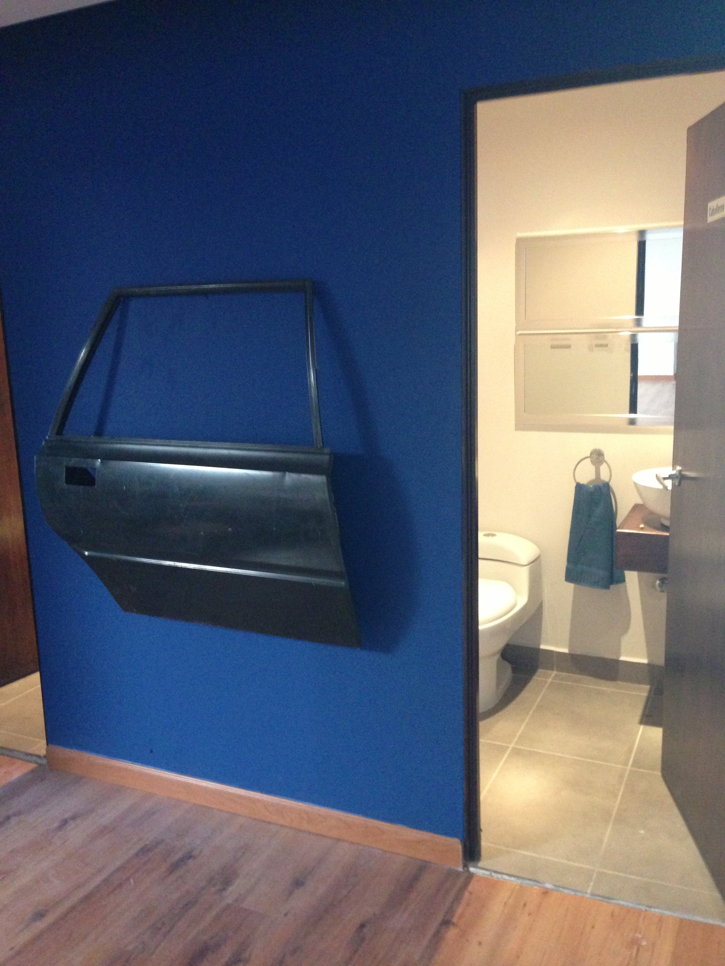 OFICINAS PEUGOT 2.JPG