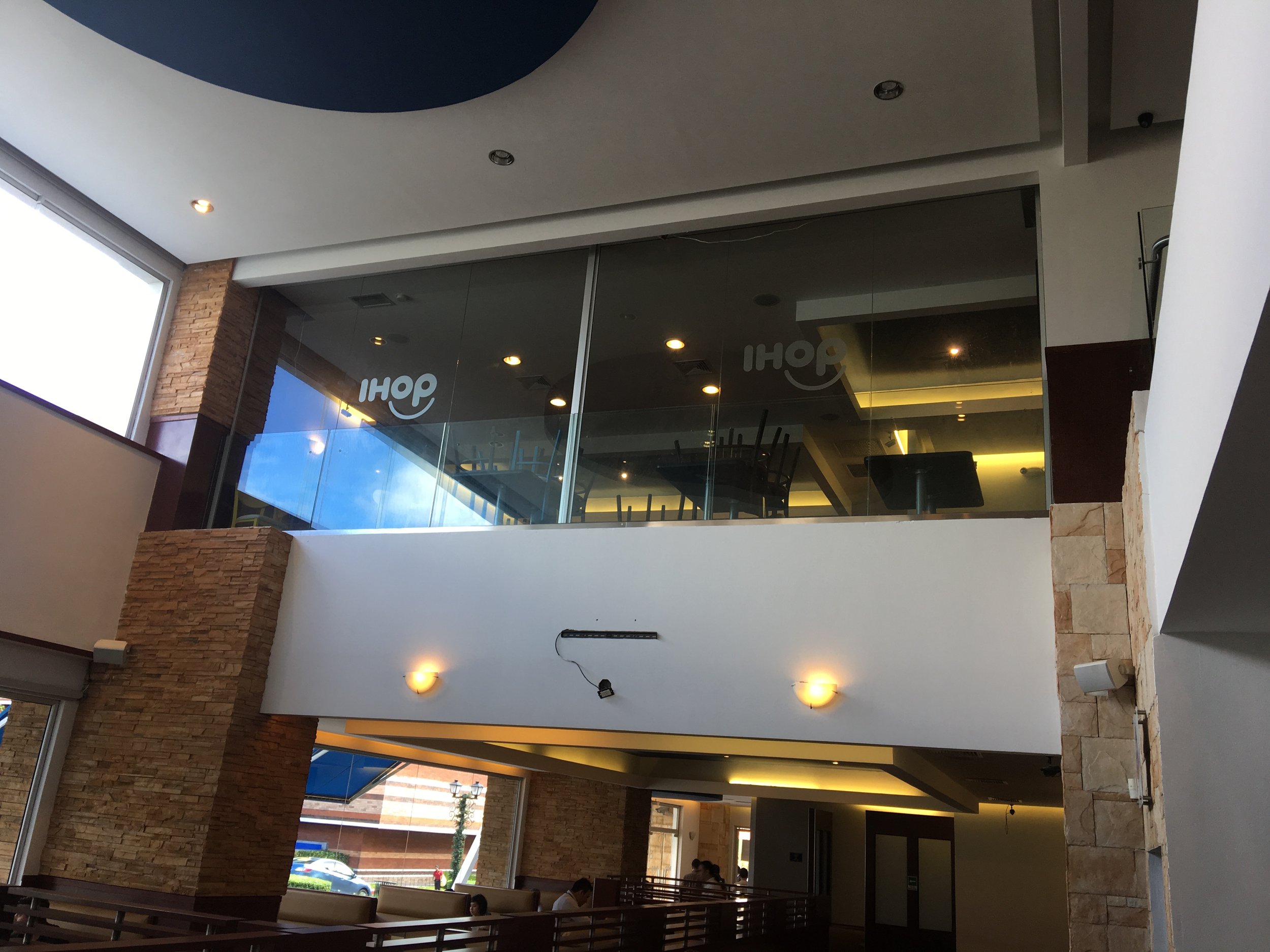 IHOP.JPG