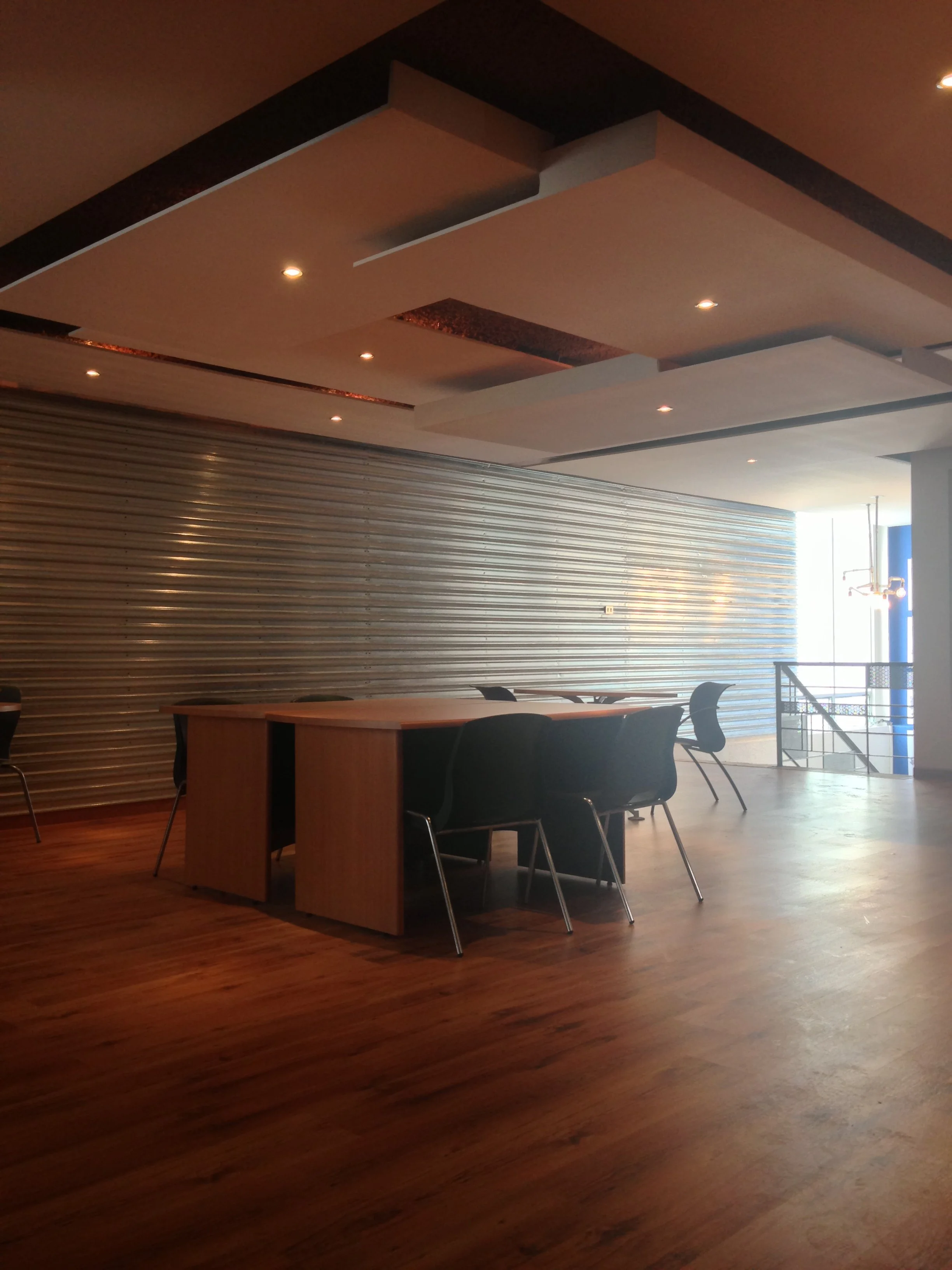 OFICINAS PEUGOT 5.JPG