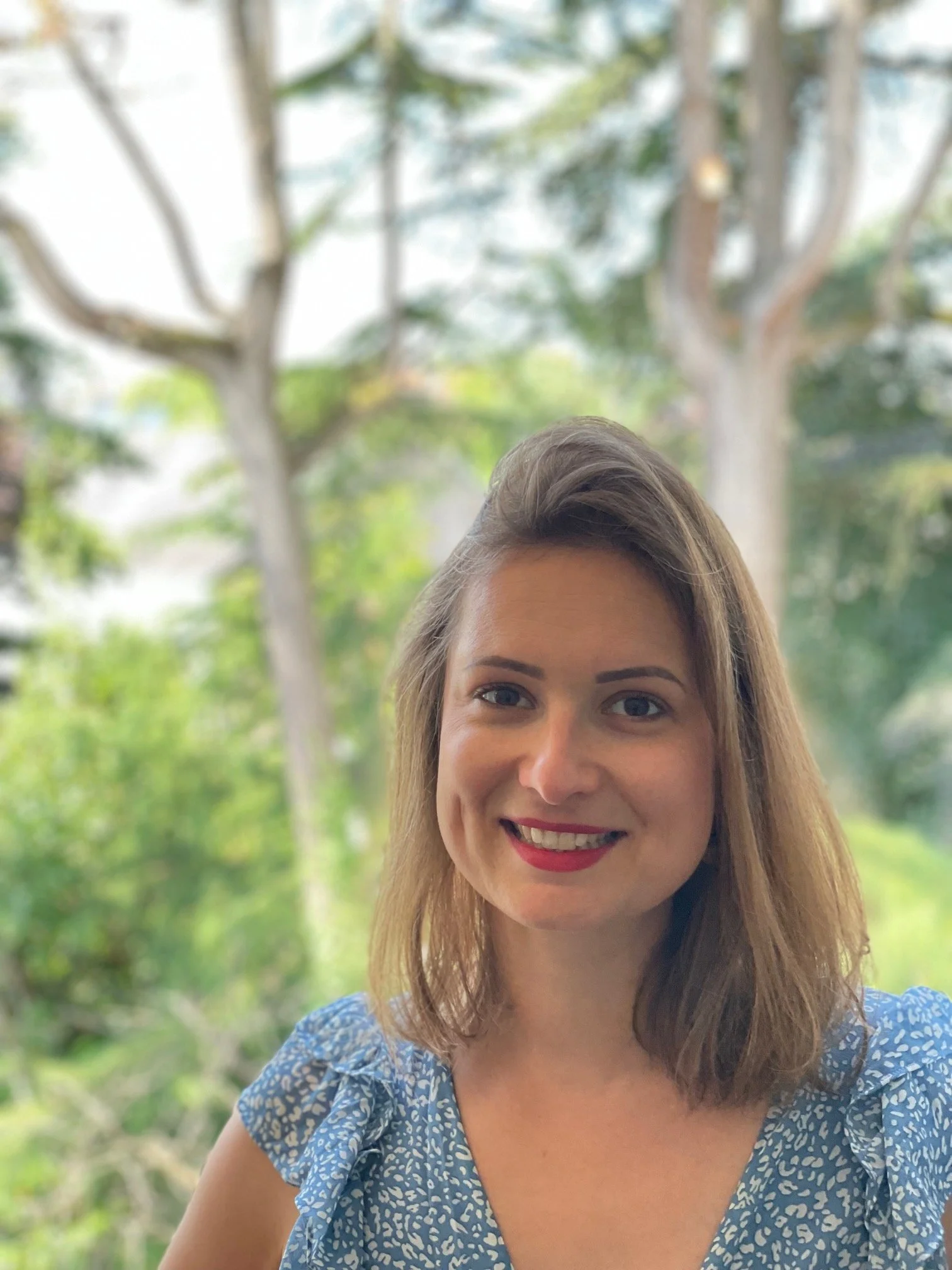 Portrait de Marlène Dumoulin, coach et fondatrice de Viens on optimise Coaching