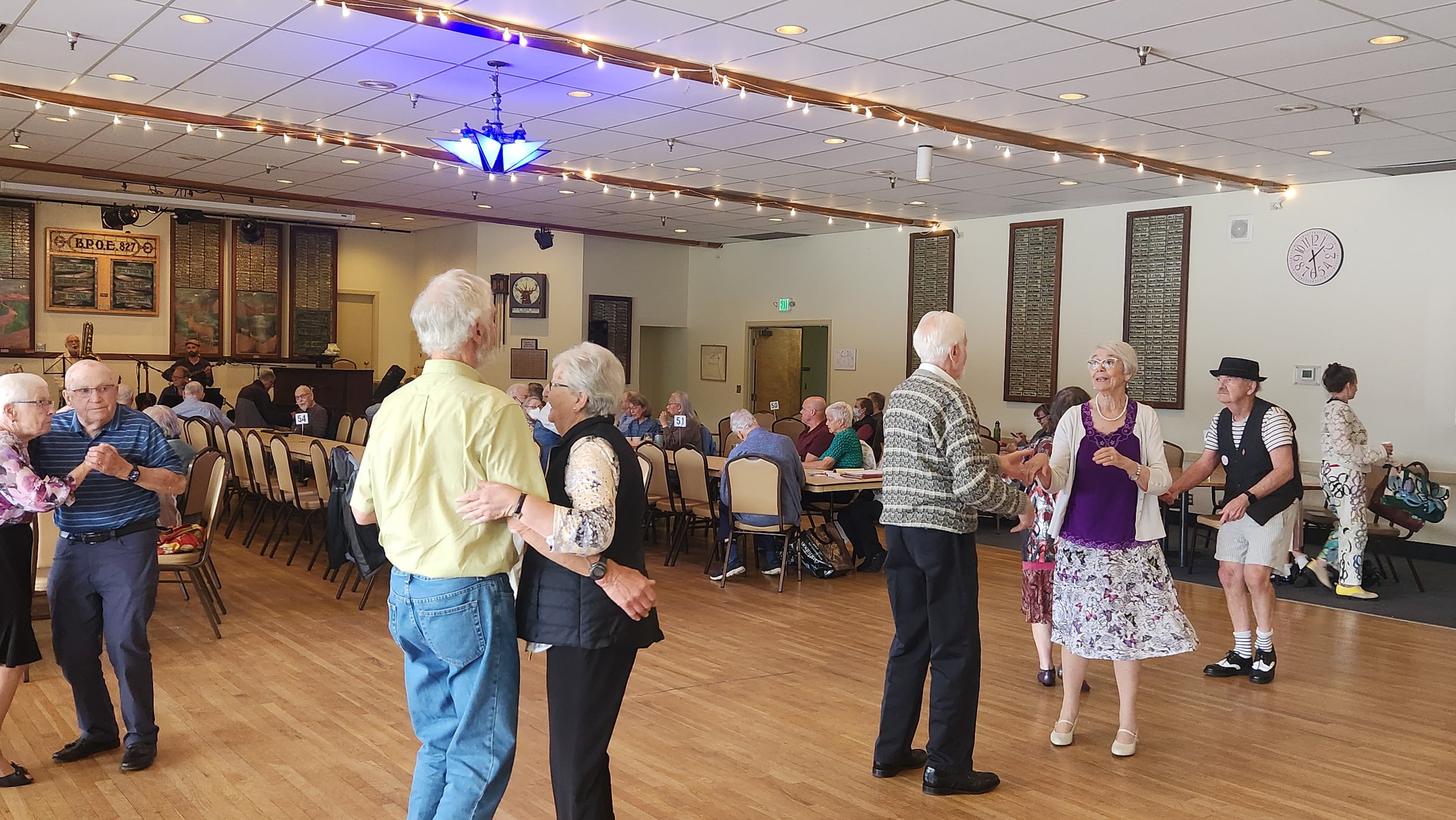 PSTJS Live music and dancing at our monthly event