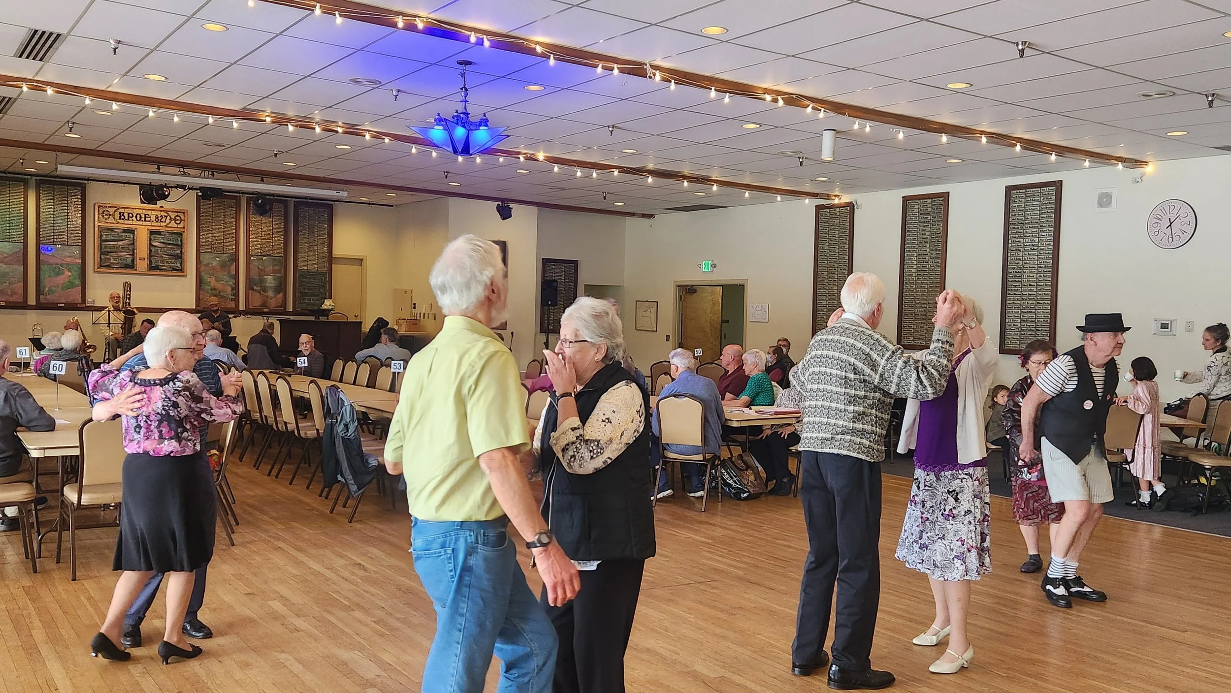 PSTJS Live music and dancing at our monthly event