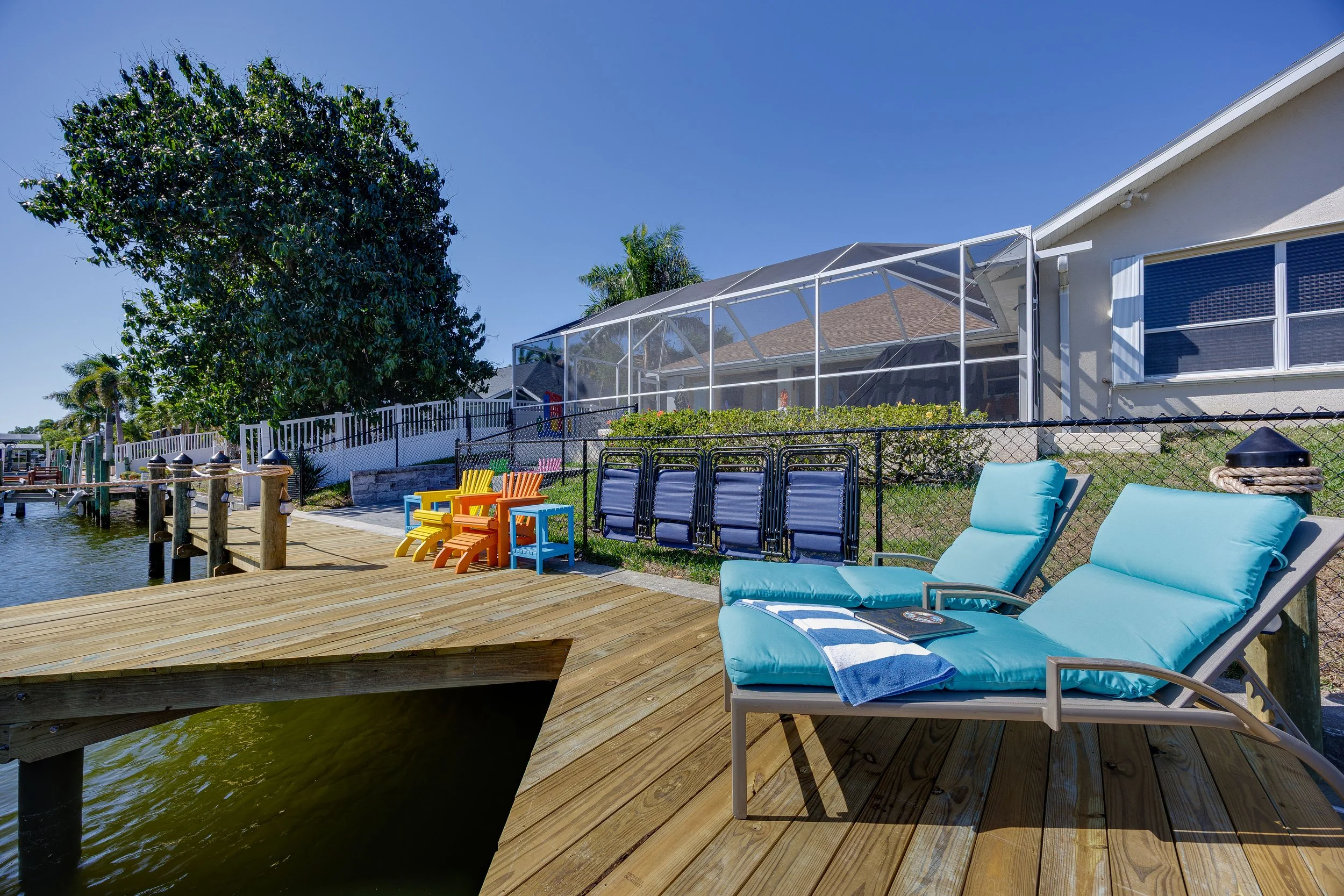 Dock Area Sun Deck_1.jpg