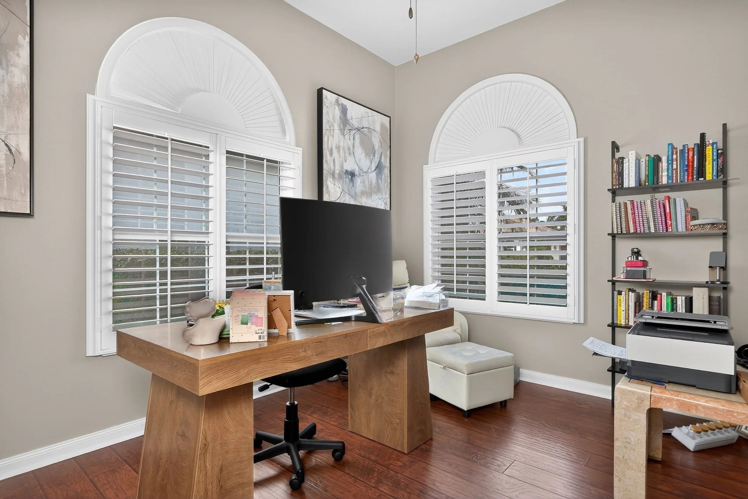 50a-1_Office.jpg