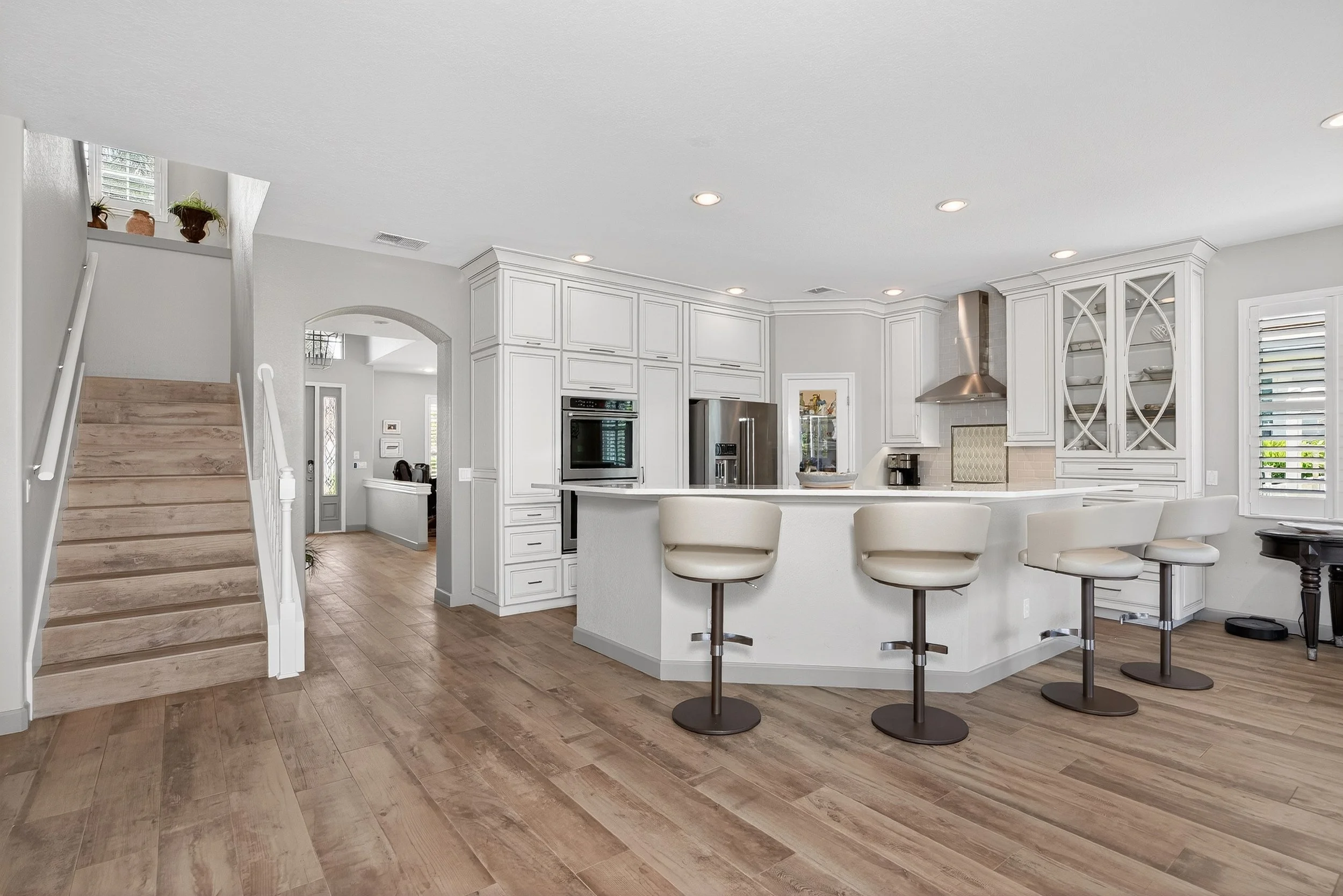 30c-4_Kitchen.jpg