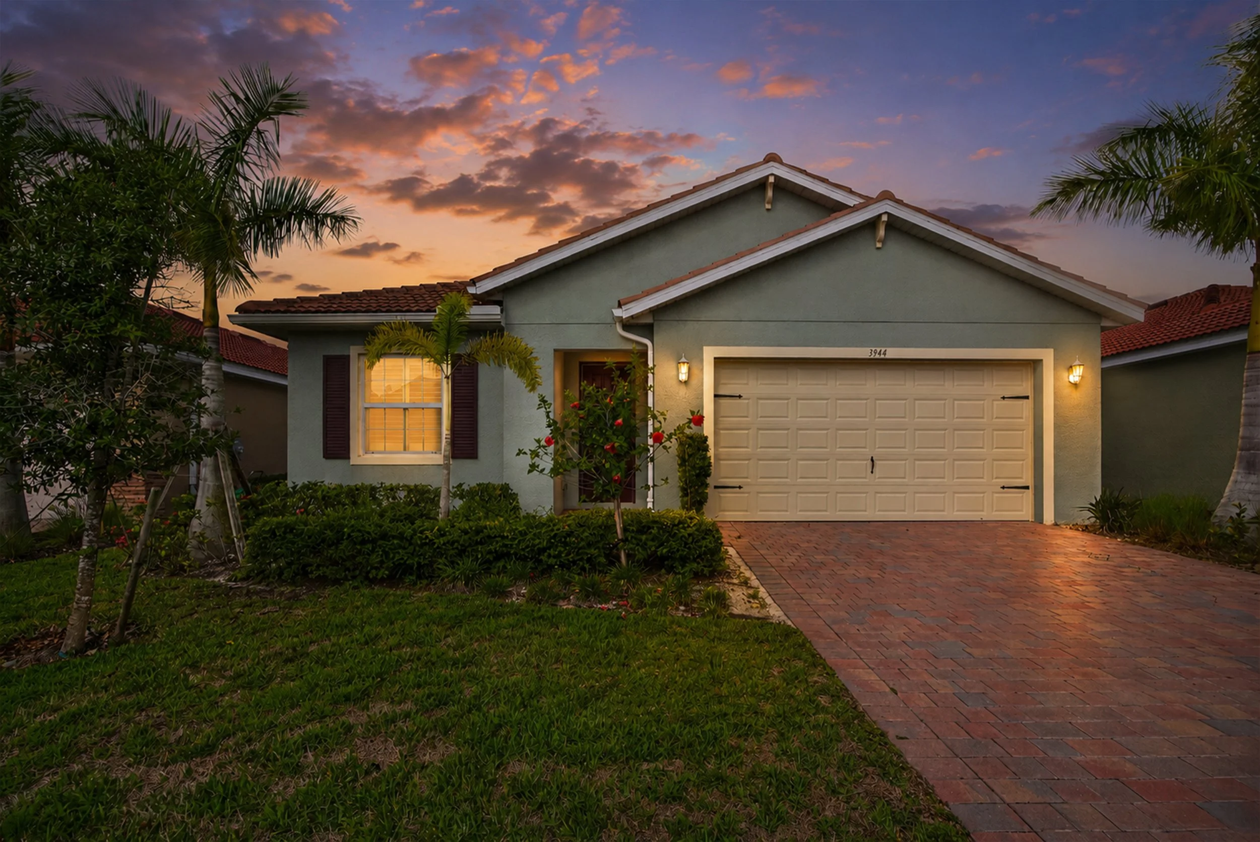 10a_Frontage_Virtual_Twilight-1.jpg