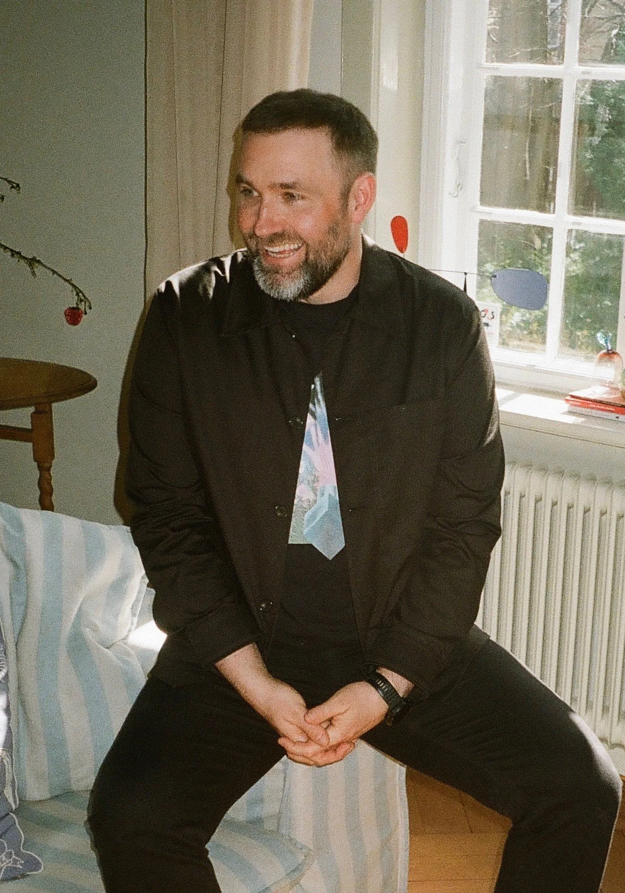 Mikkel Kryger, TV-vært og forfatter