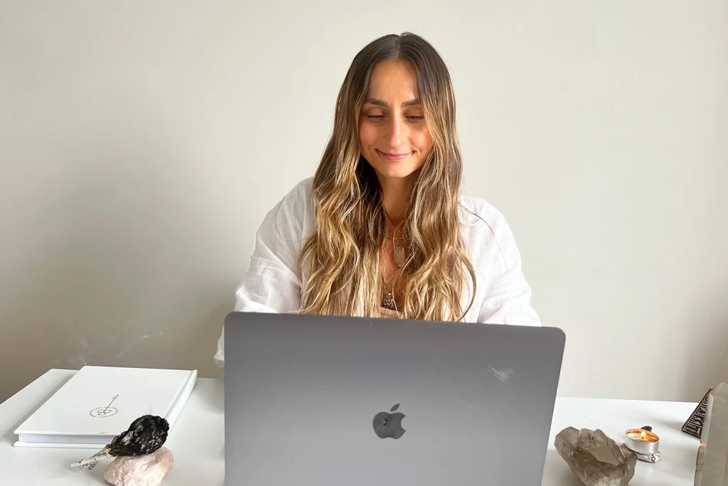 Five key areas holistic life coaching targets that traditional therapy can’t