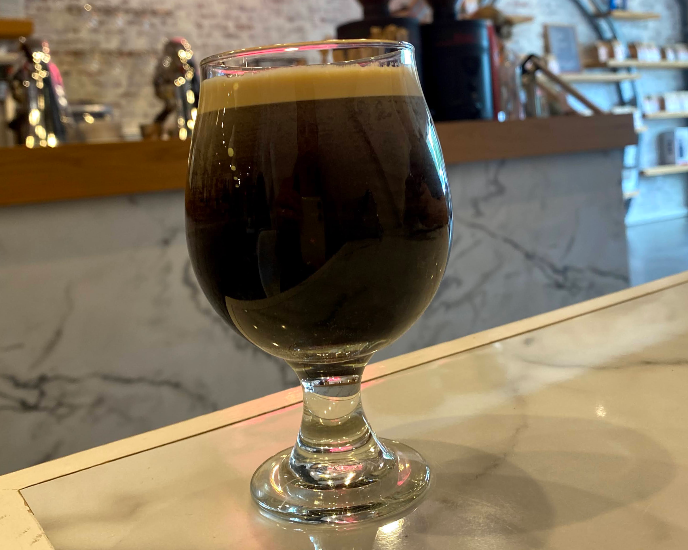 Café Gelado e Nitrogenado: o Nitro Cold Brew que (ainda) não pegou no Brasil