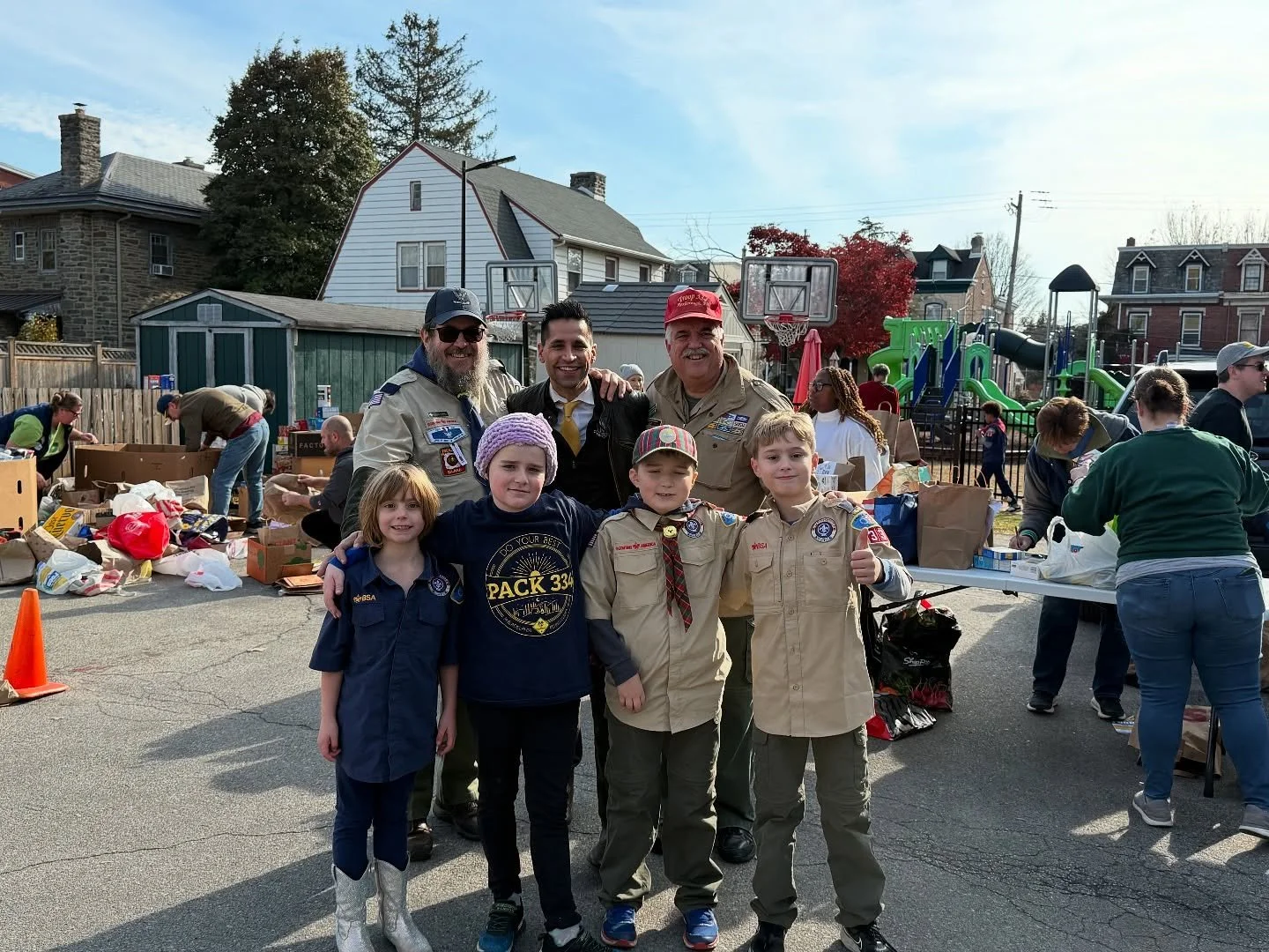 With so many families struggling to put food on the table, Troop 334&rsquo;s food drive at Leverington Church couldn&rsquo;t have come at a better time.

Small acts of service add up, and our Scouts once again delivered for our community. ❤️🥫