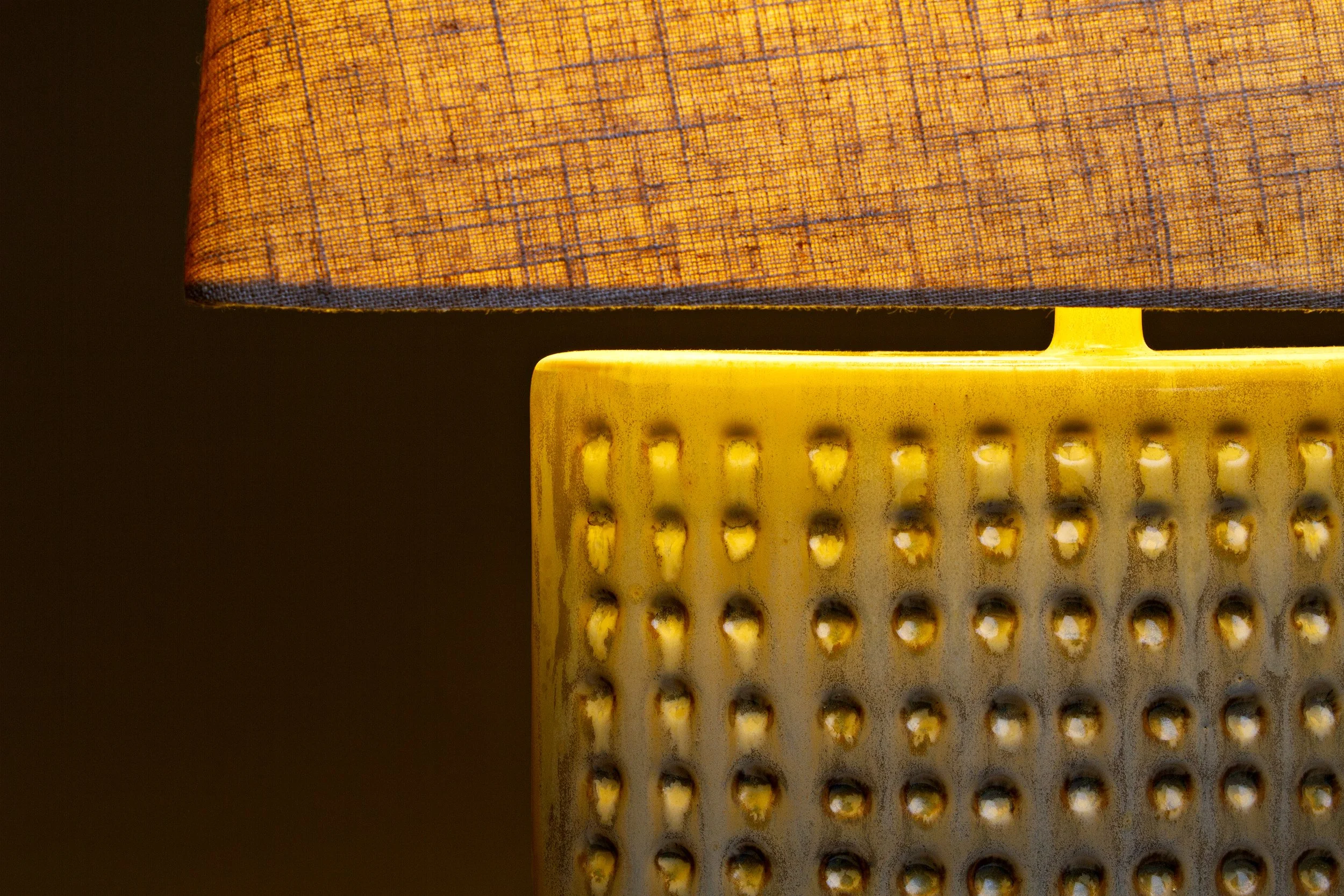 Lamp_Straight_Mid_Left_Corner.jpg