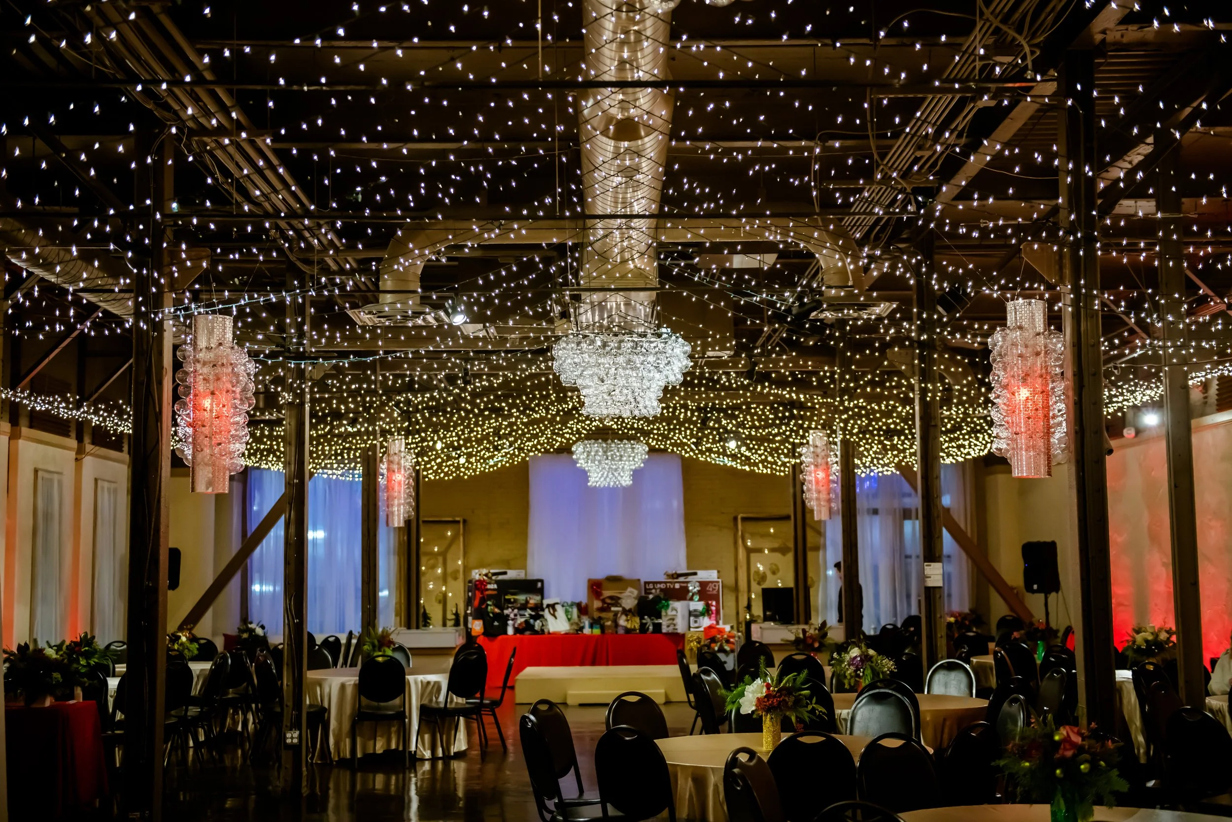 pierpont-place-strayer-university-holiday-party-seating-fairy-lights-salt-lake-city-venue.jpg