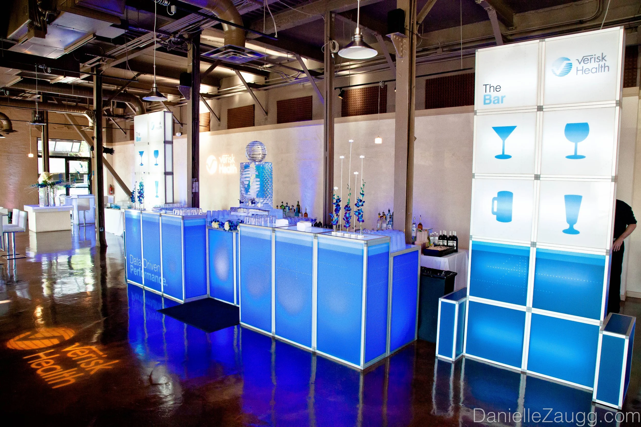 pierpont-place-modern-bar-setup-verisk-health-corporate-event-salt-lake-city.jpg