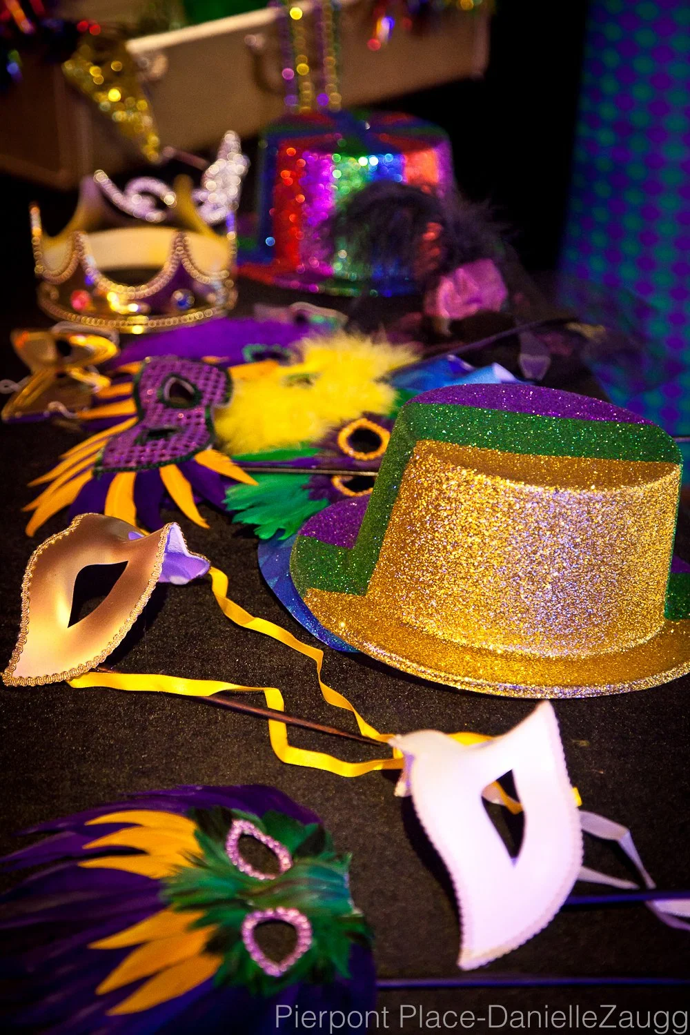 pierpont-place-mardi-gras-themed-party-decor.jpg