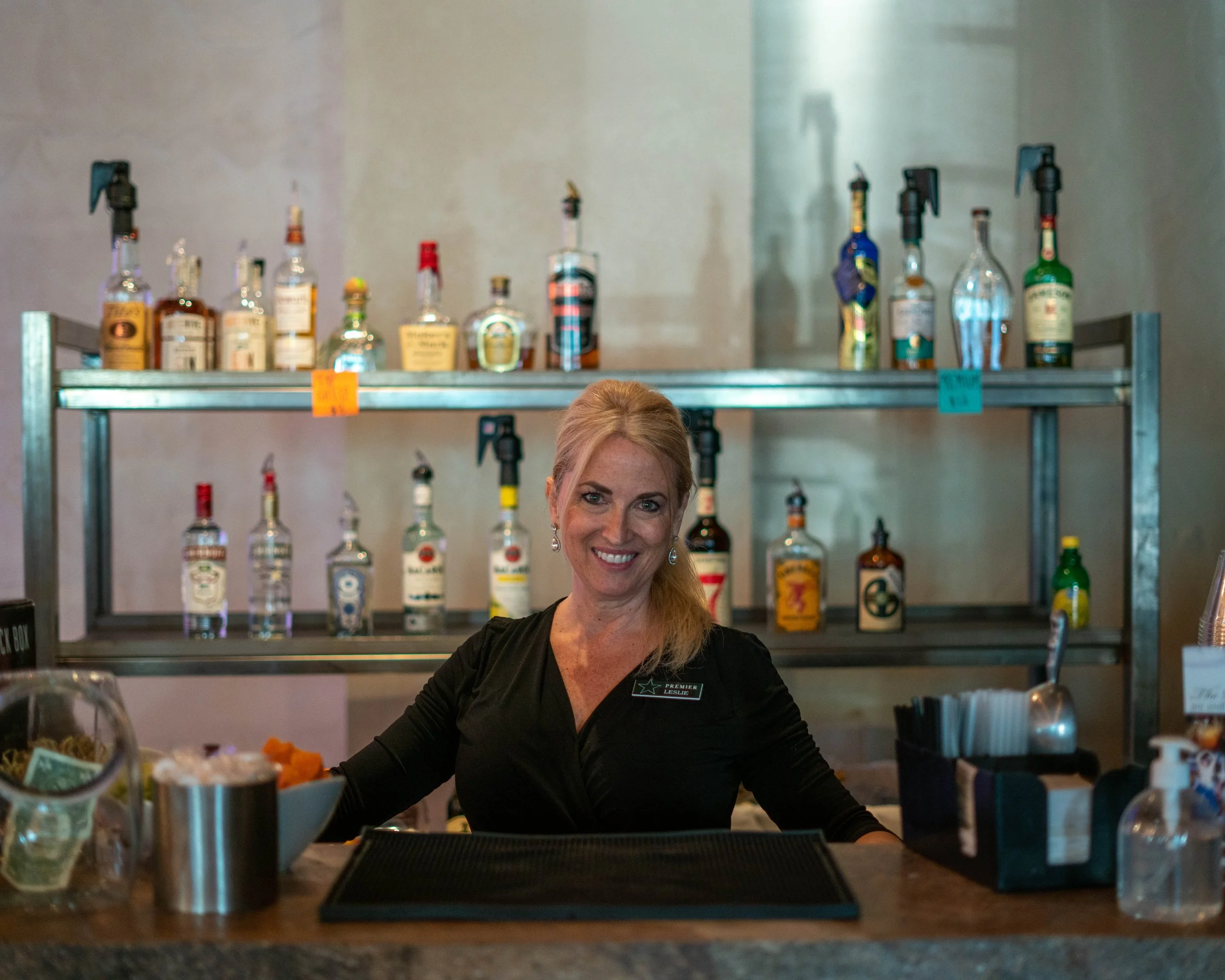 bartender-serving-drinks-pierpont-place-event.jpg