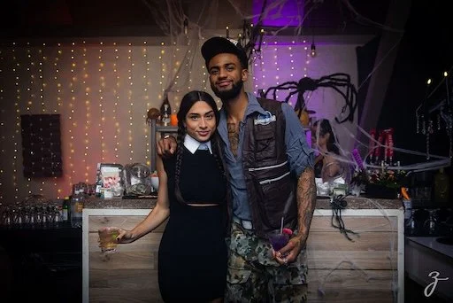 halloween-party-costumed-couple-at-bar-pierpont-place.jpeg