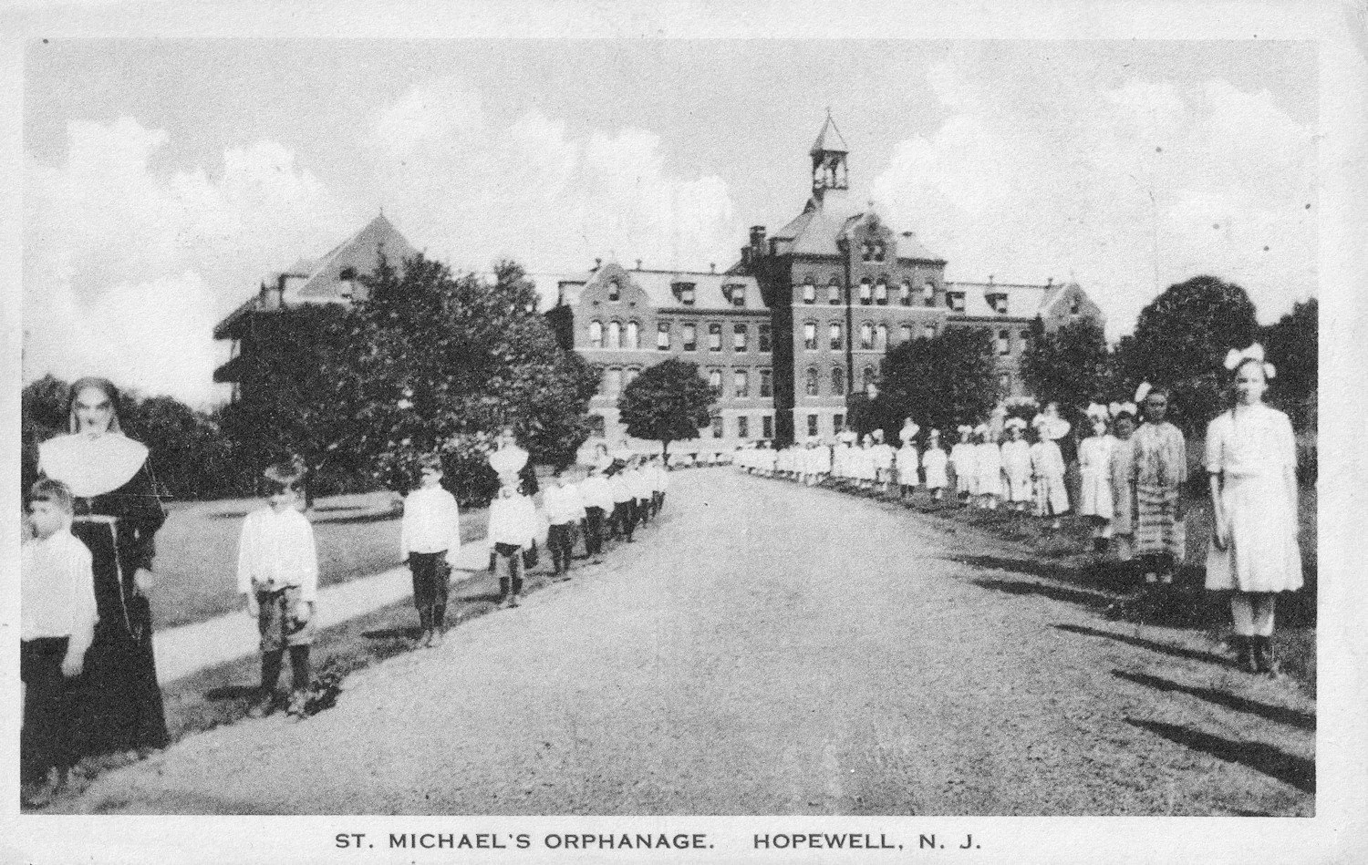 Hopewell_Princeton-130-1928-pc-St_Michaels_Drive-RDK_11-15.jpg