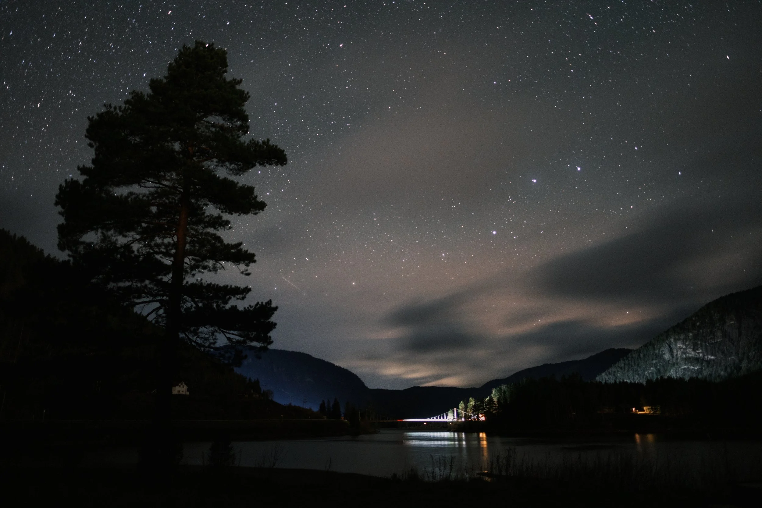 Astro over the lake